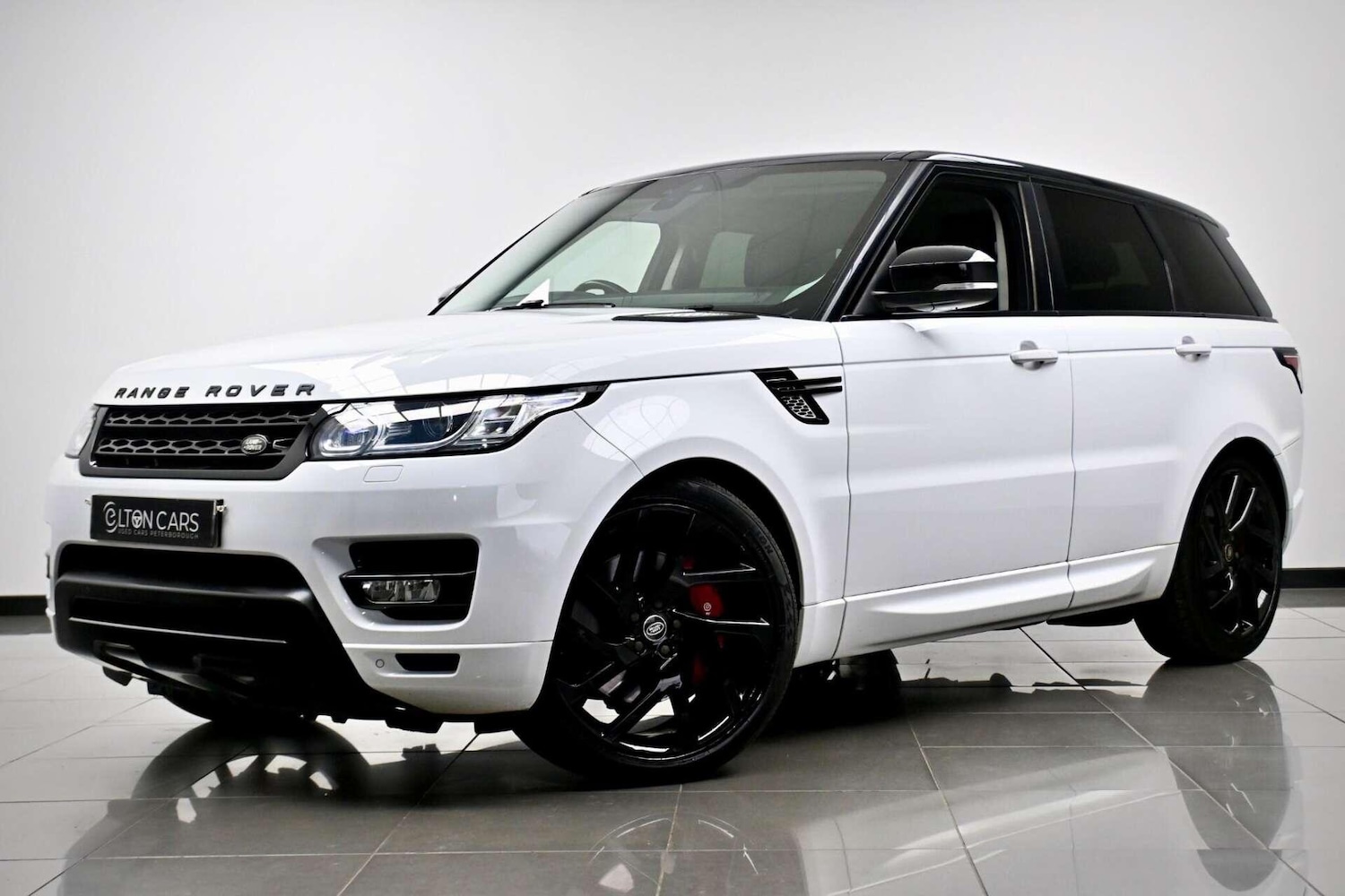 Used Land Rover Range Rover Sport 2017 for sale - 77774457: Photo 2