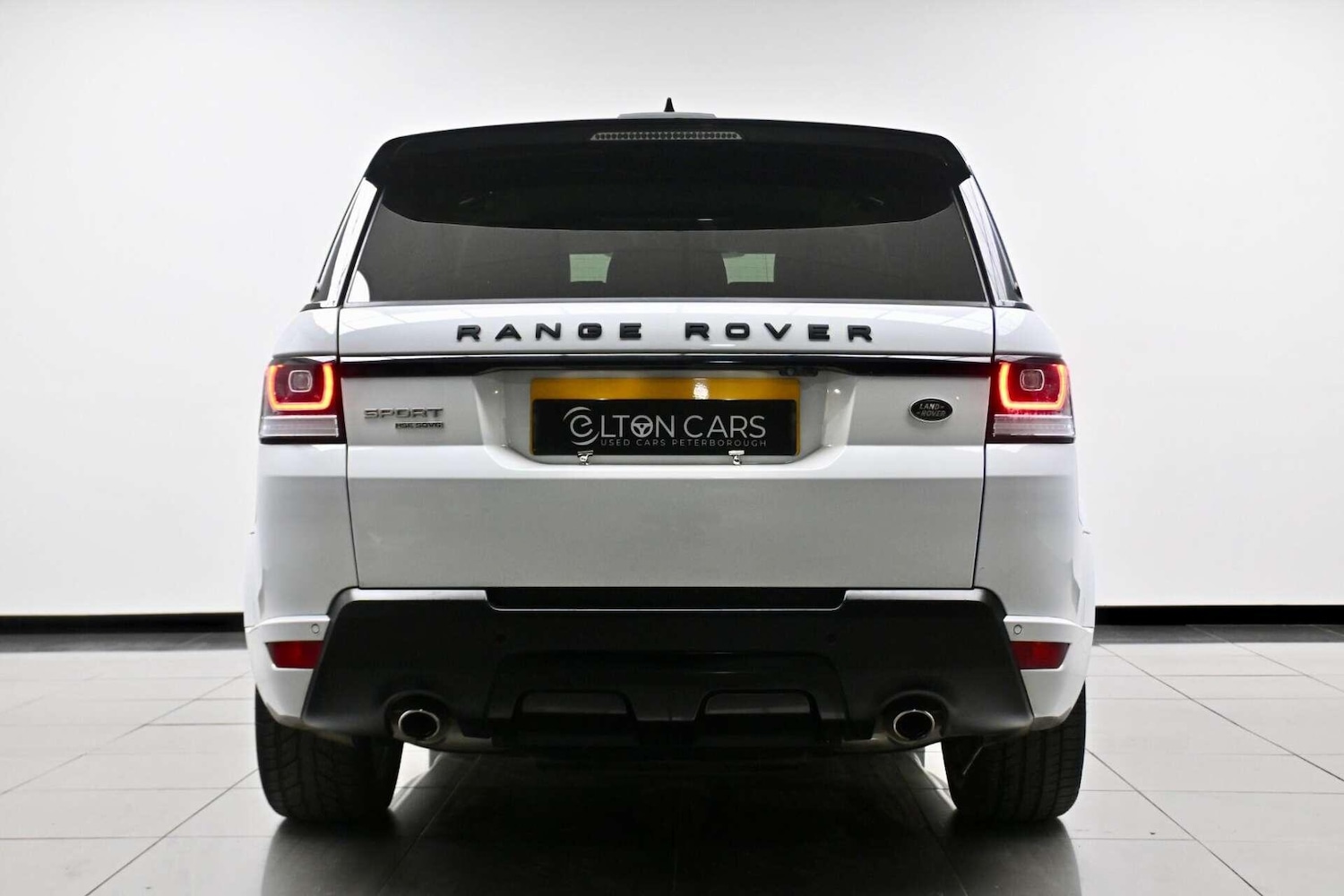 Used Land Rover Range Rover Sport 2017 for sale - 77774457: Photo 4