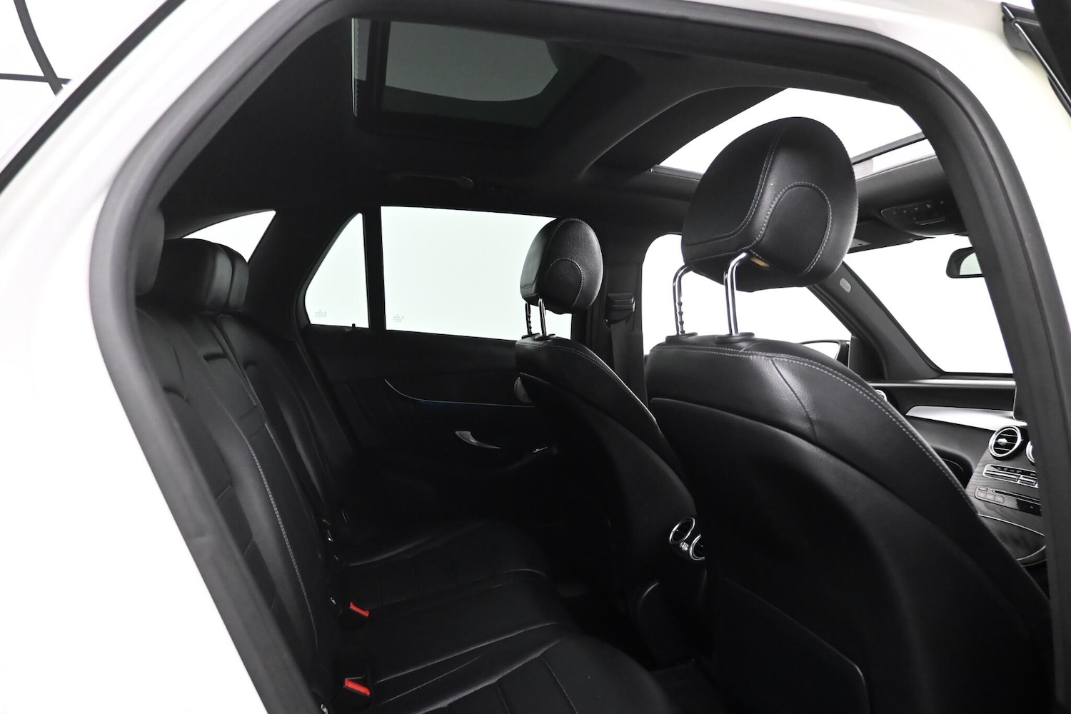 Used Mercedes-Benz GLC 2019 for sale - 76166313: Photo 12