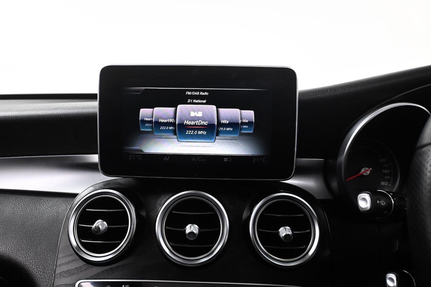 Used Mercedes-Benz GLC 2019 for sale - 76166313: Photo 16