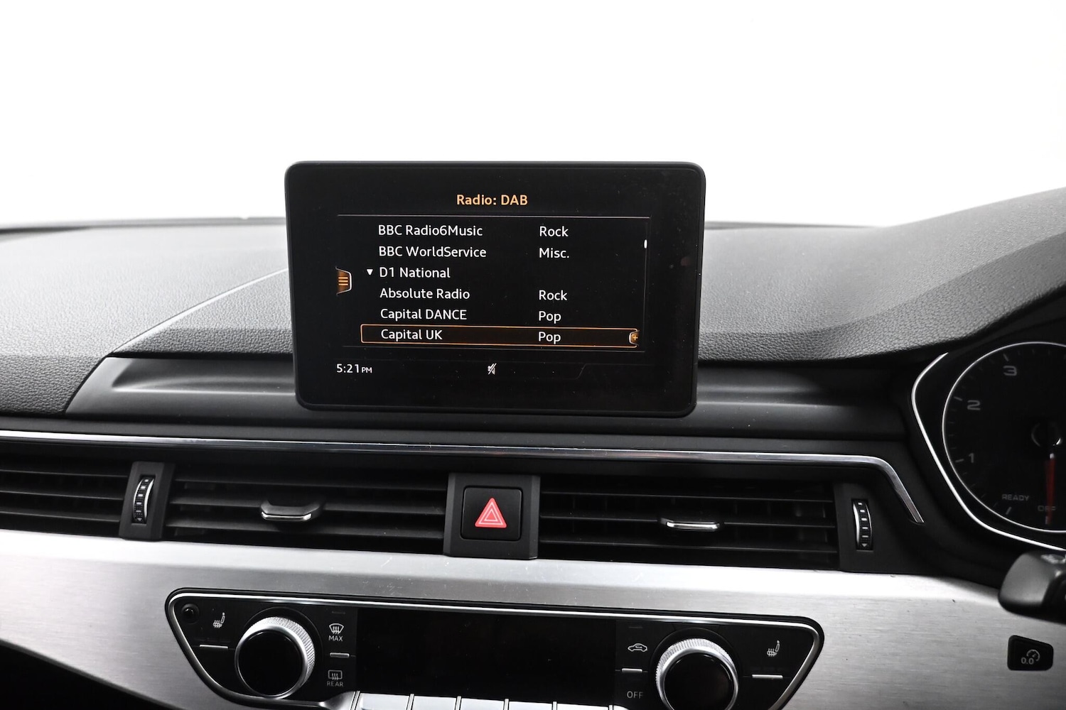 Used Audi A4 Avant 2016 for sale - 75103154: Photo 15