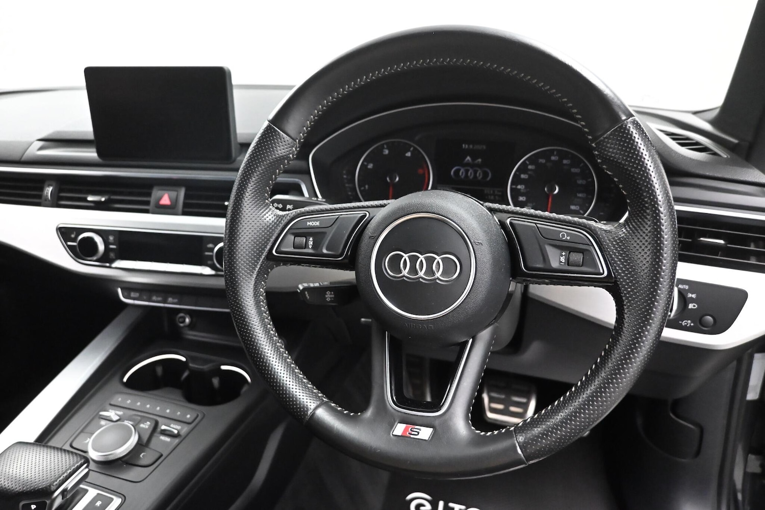 Used Audi A4 Avant 2016 for sale - 75103154: Photo 9