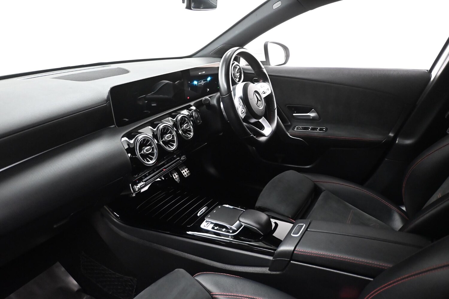 Used Mercedes-Benz A-Class 2019 for sale - 76377272: Photo 9