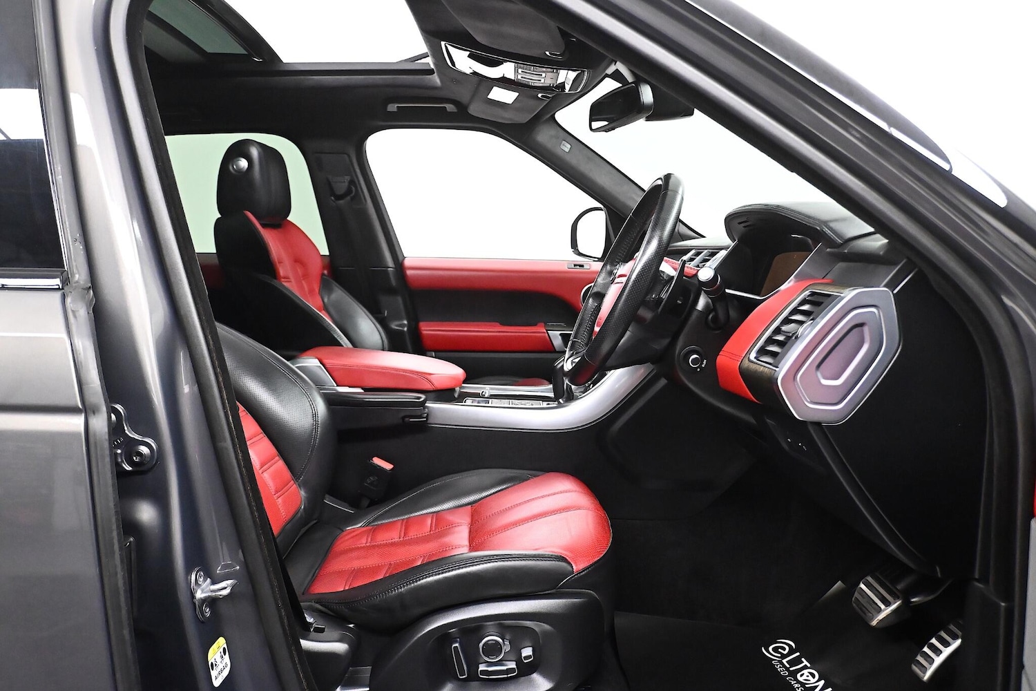 Used Land Rover Range Rover Sport 2016 for sale - 77330860: Photo 10