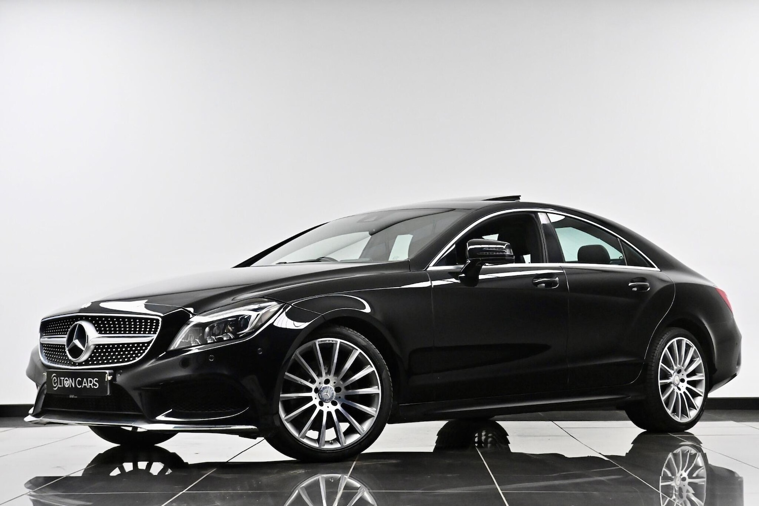 Used Mercedes-Benz CLS 2017 for sale - 77893066: Photo 2