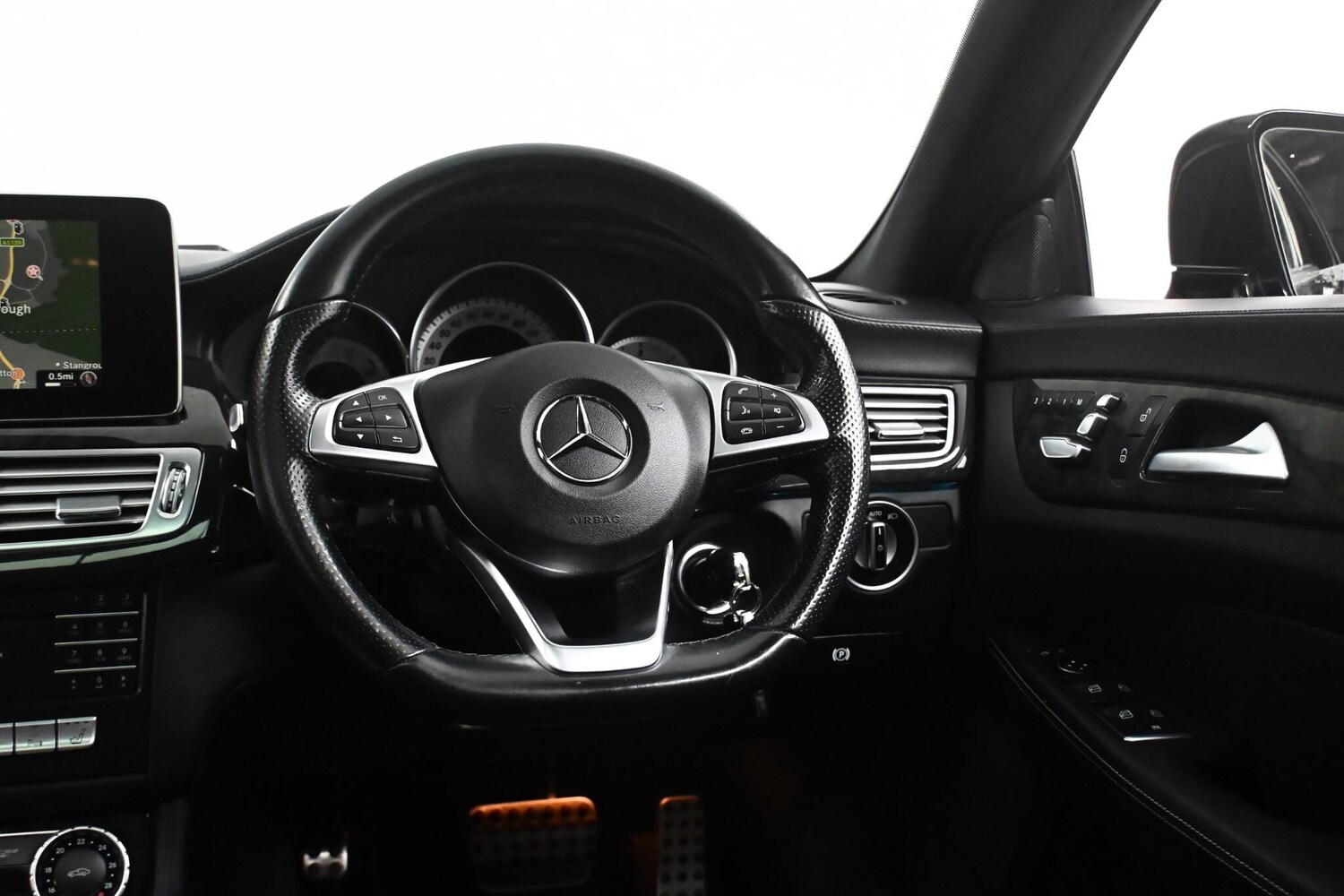 Used Mercedes-Benz CLS 2017 for sale - 77893066: Photo 27