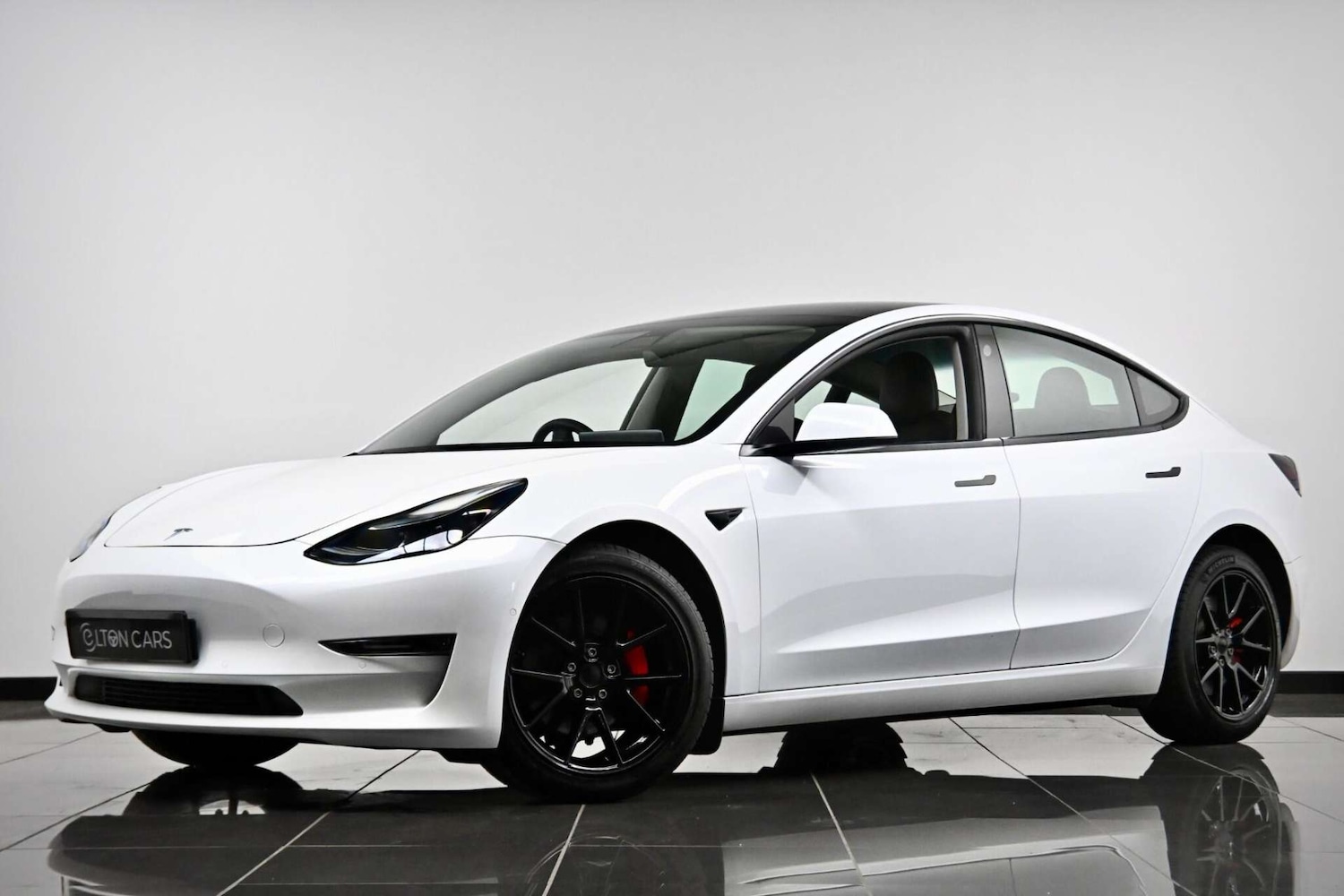 Used Tesla Model 3 2021 for sale - 77729054: Photo 2