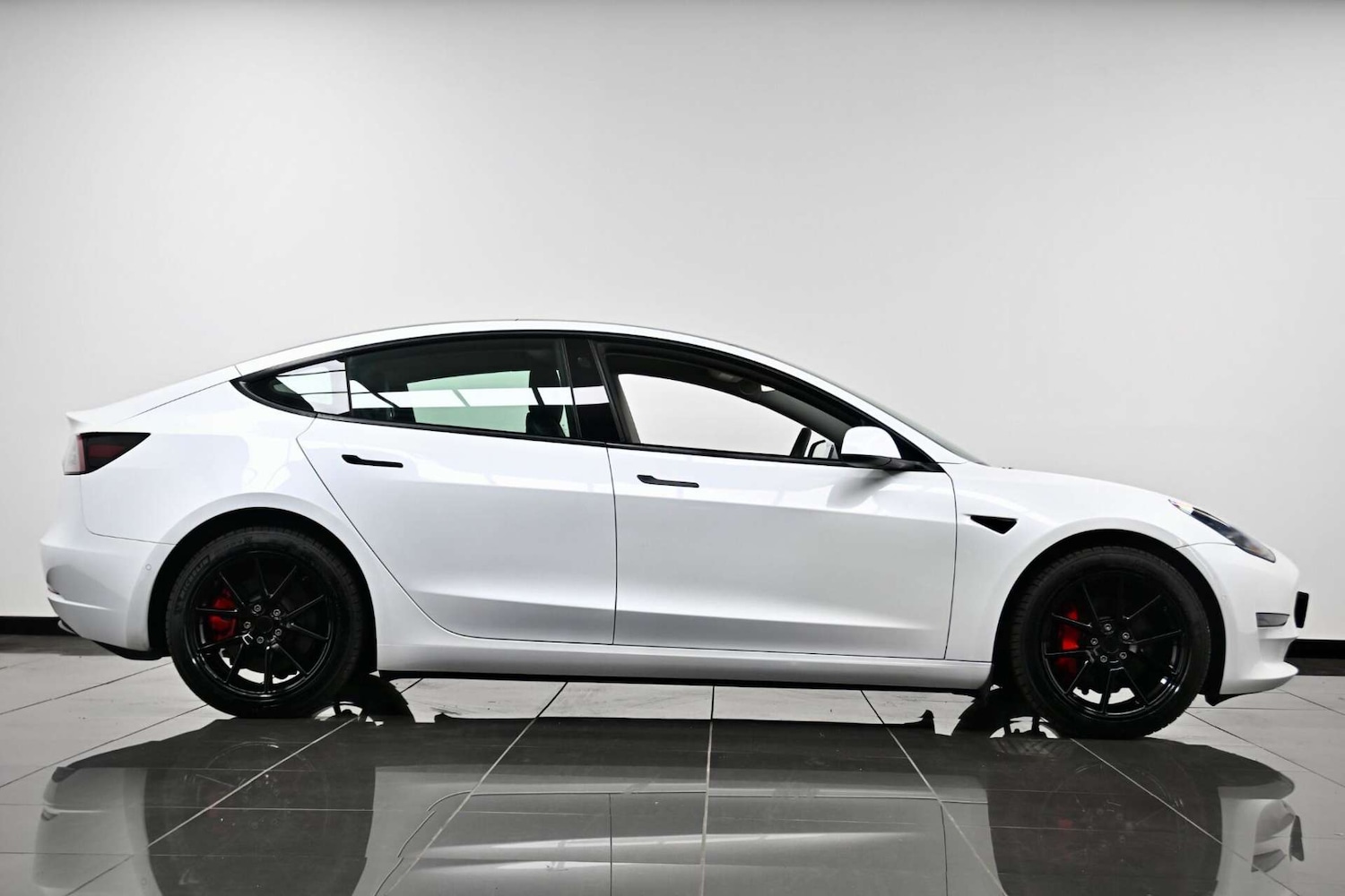 Used Tesla Model 3 2021 for sale - 77729054: Photo 4