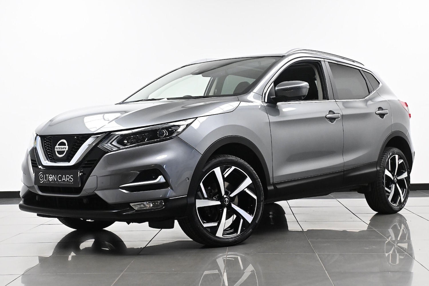 Used Nissan Qashqai 2018 for sale - 76377811: Photo 2