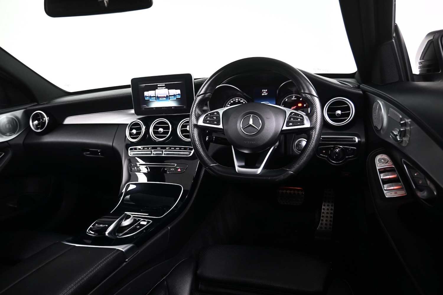 Used Mercedes-Benz C Class 2015 for sale - 77425902: Photo 24