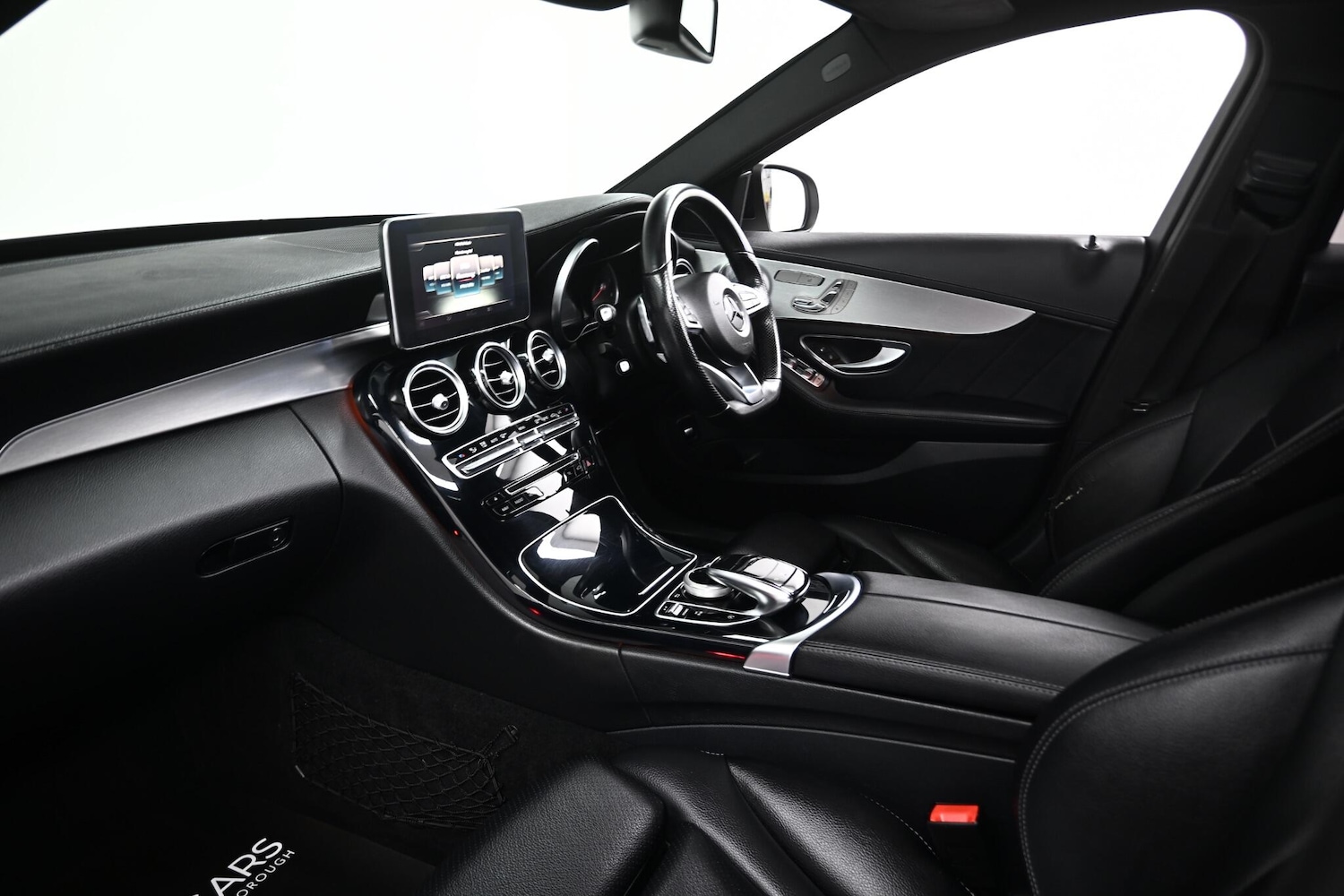 Used Mercedes-Benz C Class 2015 for sale - 77425902: Photo 29