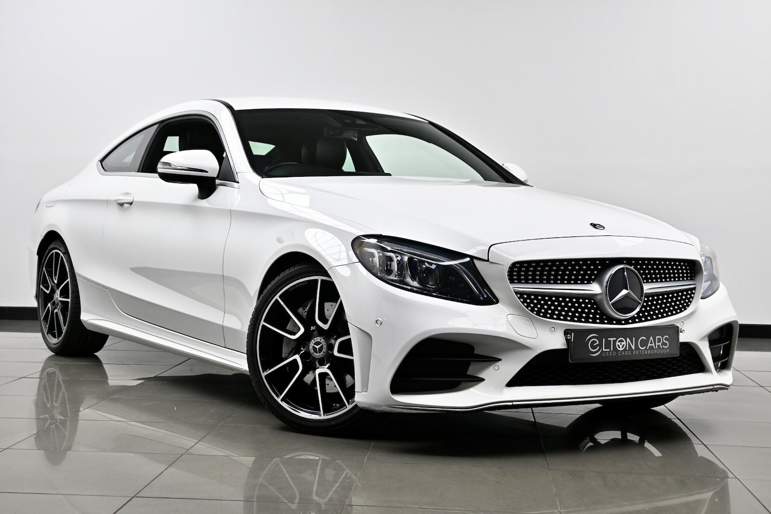 Used Mercedes-Benz C-Class 2019 for sale - 76094312: Photo 1