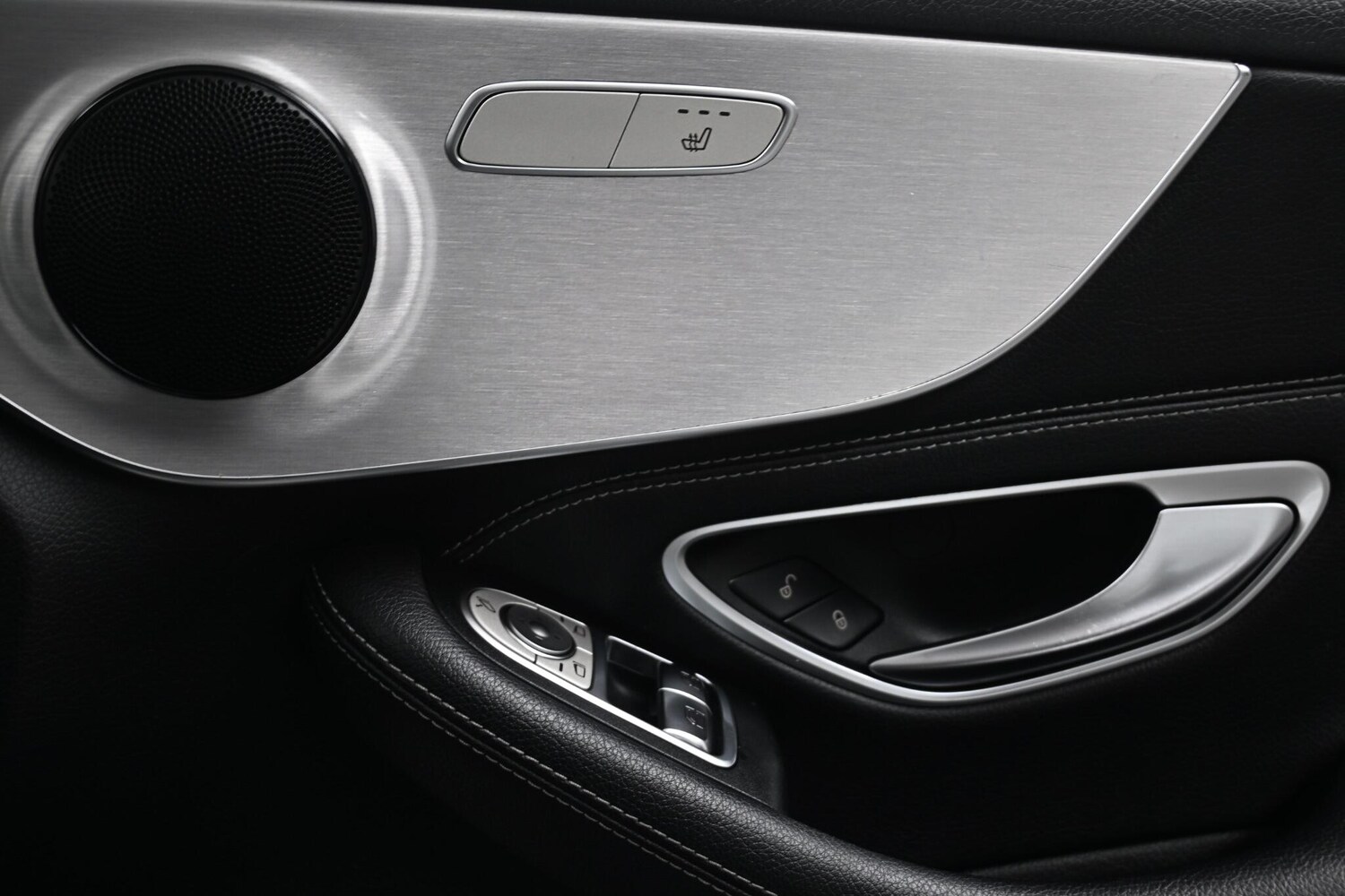 Used Mercedes-Benz C-Class 2019 for sale - 76094312: Photo 25