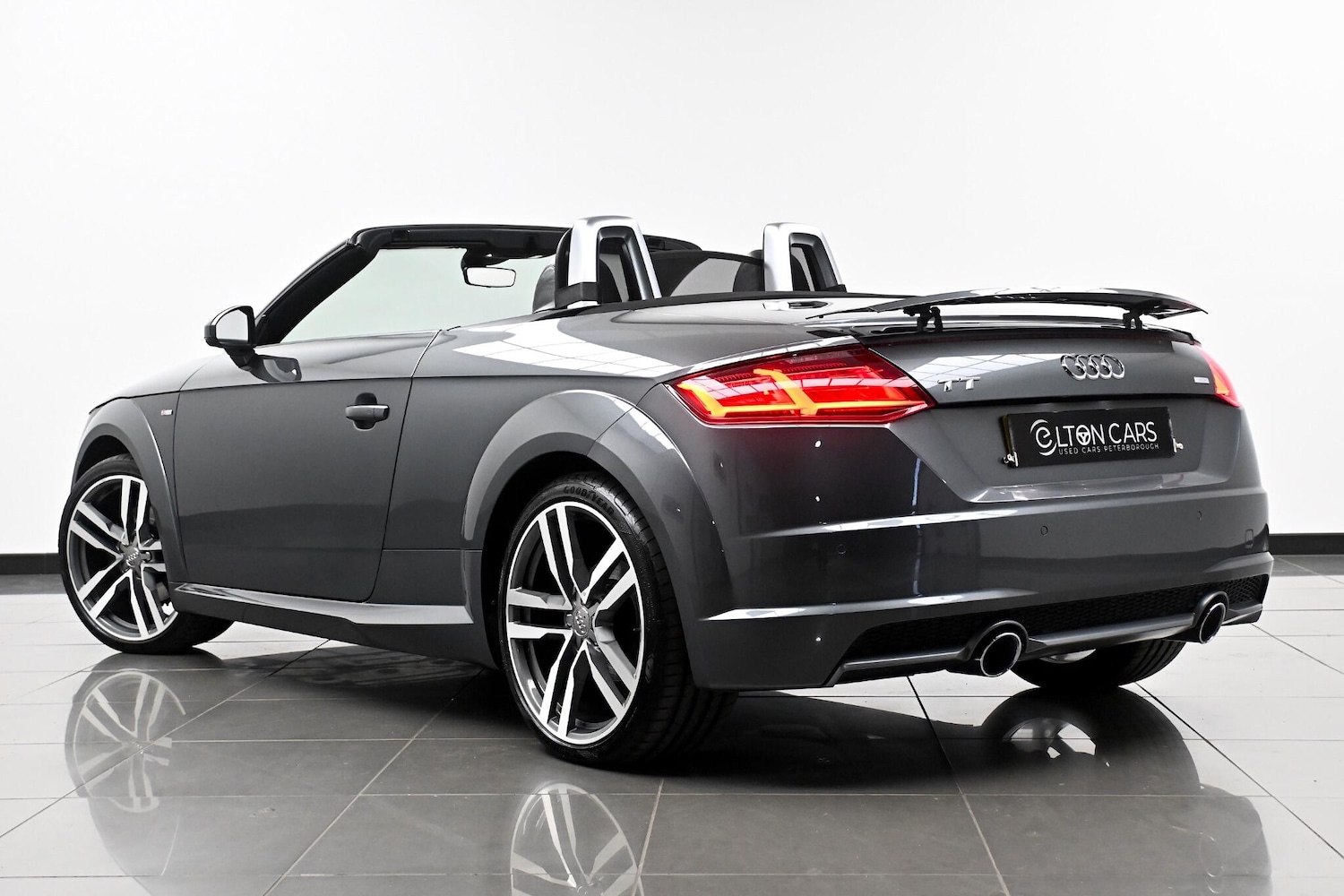 Used Audi TT 2015 for sale - 76377398: Photo 10