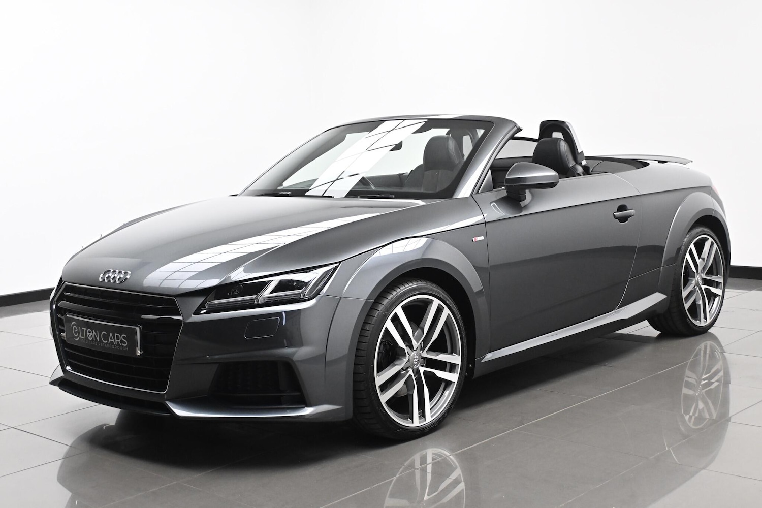 Used Audi TT 2015 for sale - 76377398: Photo 14