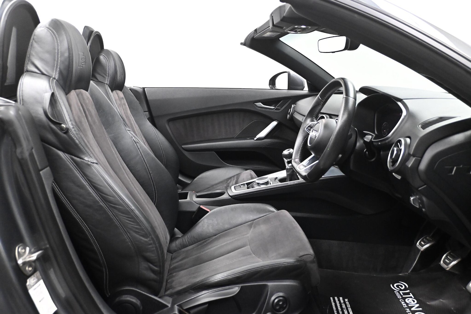 Used Audi TT 2015 for sale - 76377398: Photo 16