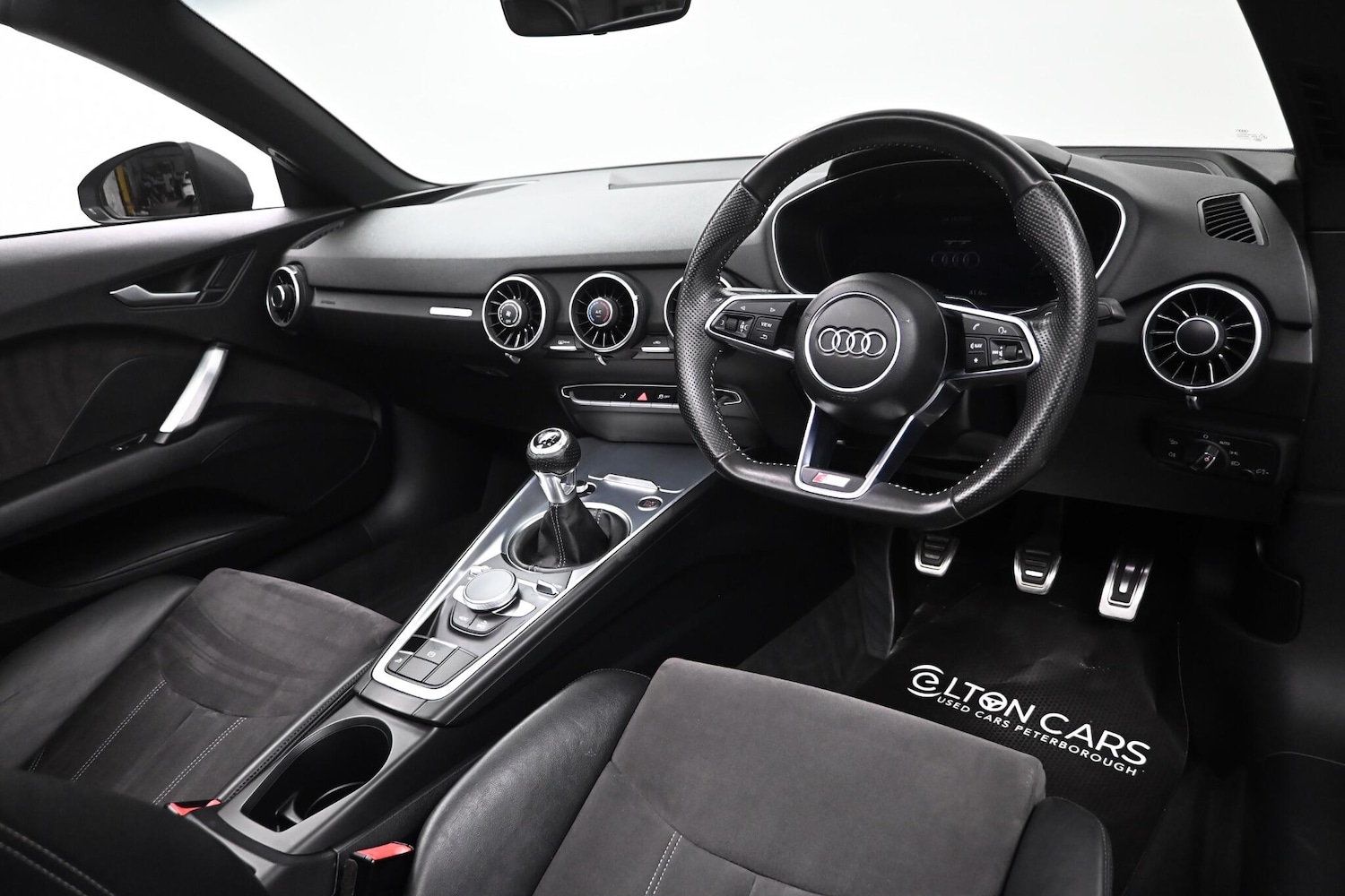 Used Audi TT 2015 for sale - 76377398: Photo 27