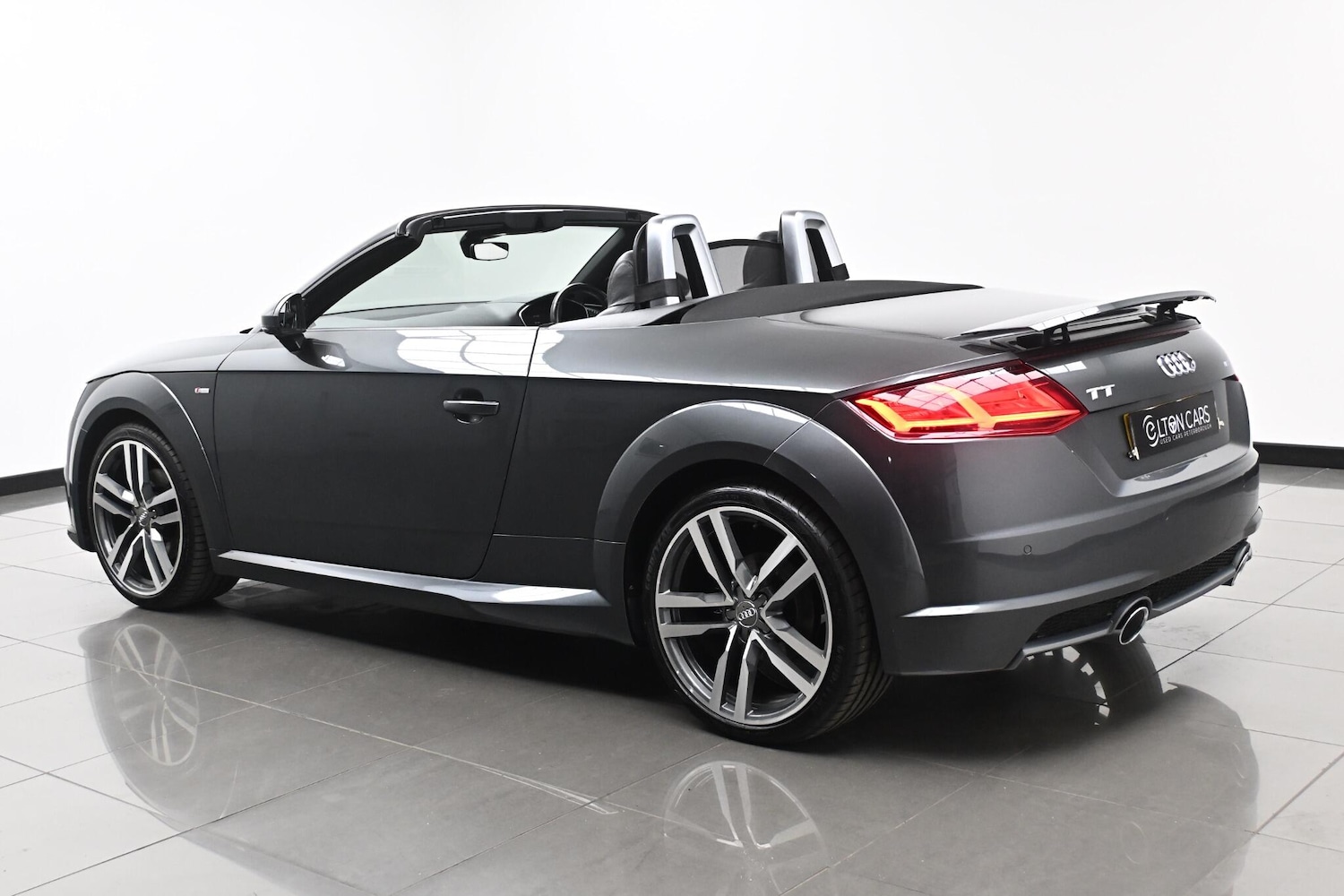 Used Audi TT 2015 for sale - 76377398: Photo 32