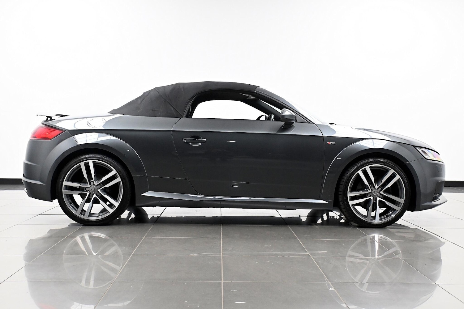 Used Audi TT 2015 for sale - 76377398: Photo 6