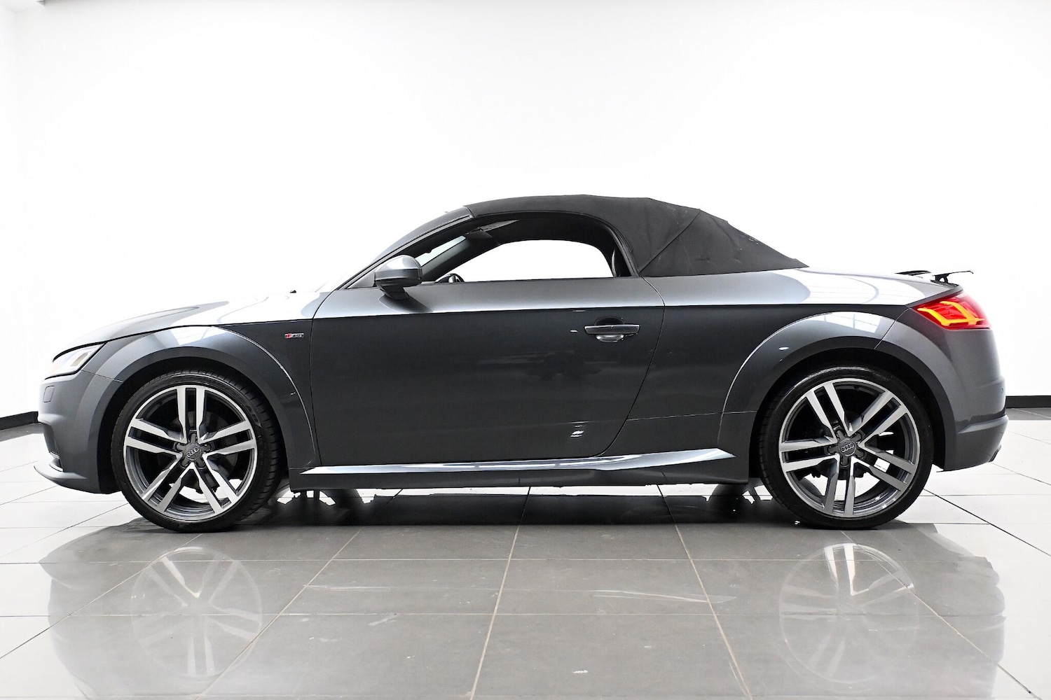 Used Audi TT 2015 for sale - 76377398: Photo 7