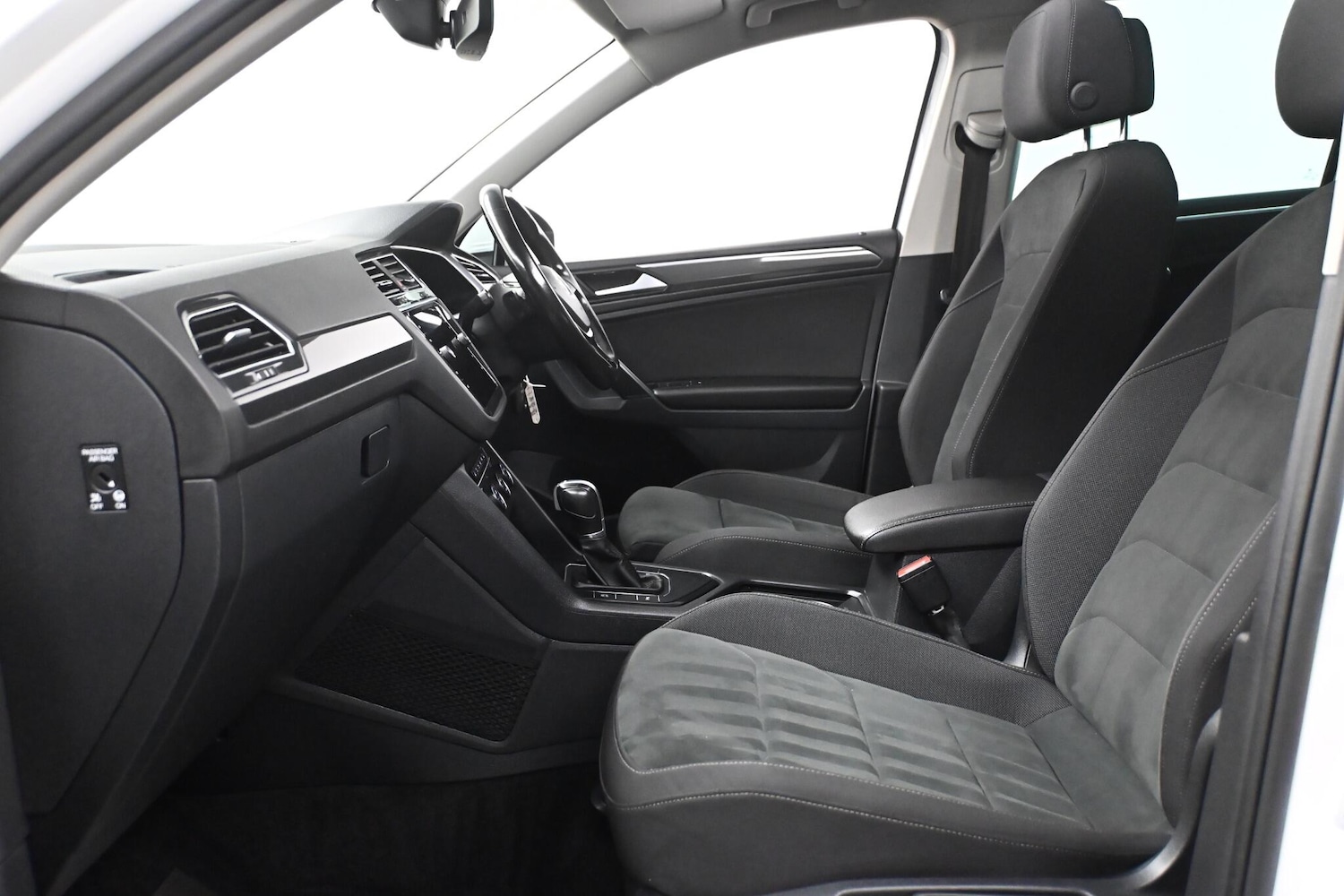 Used Volkswagen Tiguan 2018 for sale - 76657060: Photo 11