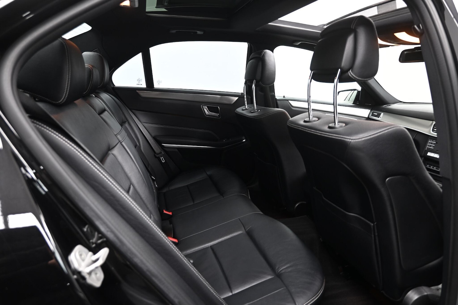 Used Mercedes-Benz E Class 2016 for sale - 76433367: Photo 10