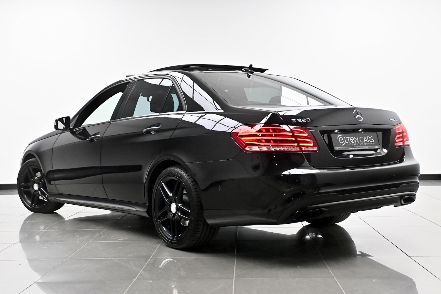 Used Mercedes-Benz E Class 2016 for sale - 76433367: Photo 14