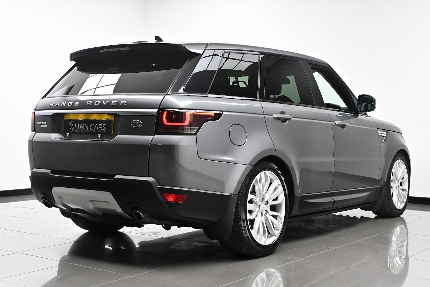 Used Land Rover Range Rover Sport 2015 for sale - 76498766: Photo 10