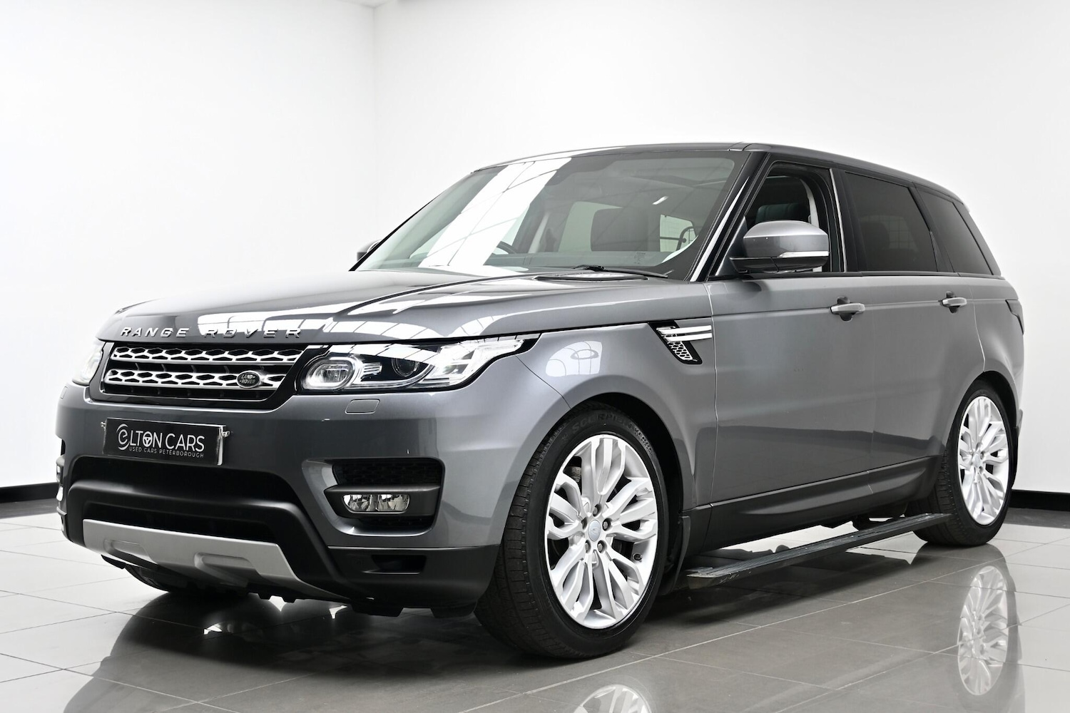 Used Land Rover Range Rover Sport 2015 for sale - 76498766: Photo 12