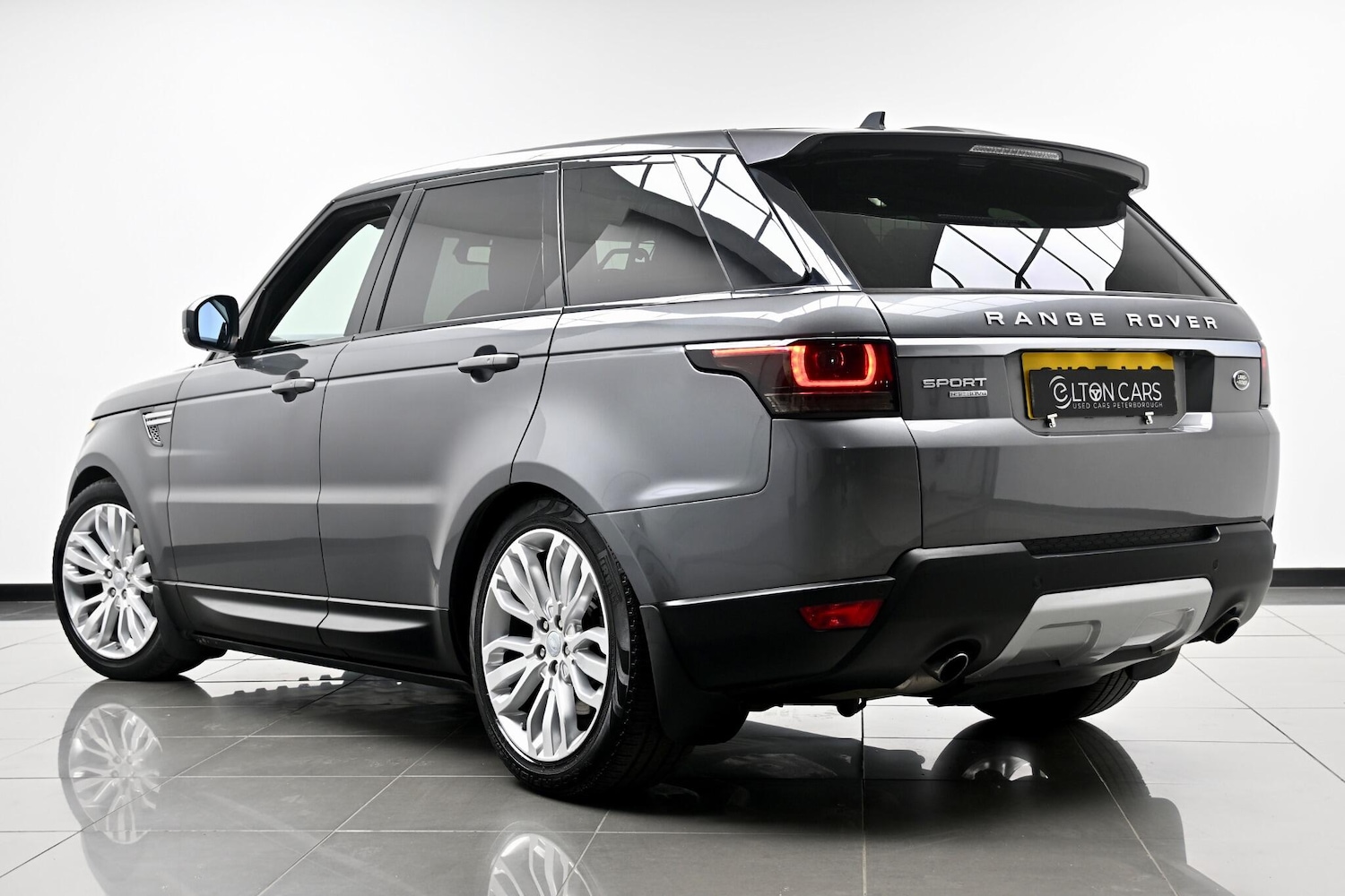 Used Land Rover Range Rover Sport 2015 for sale - 76498766: Photo 8