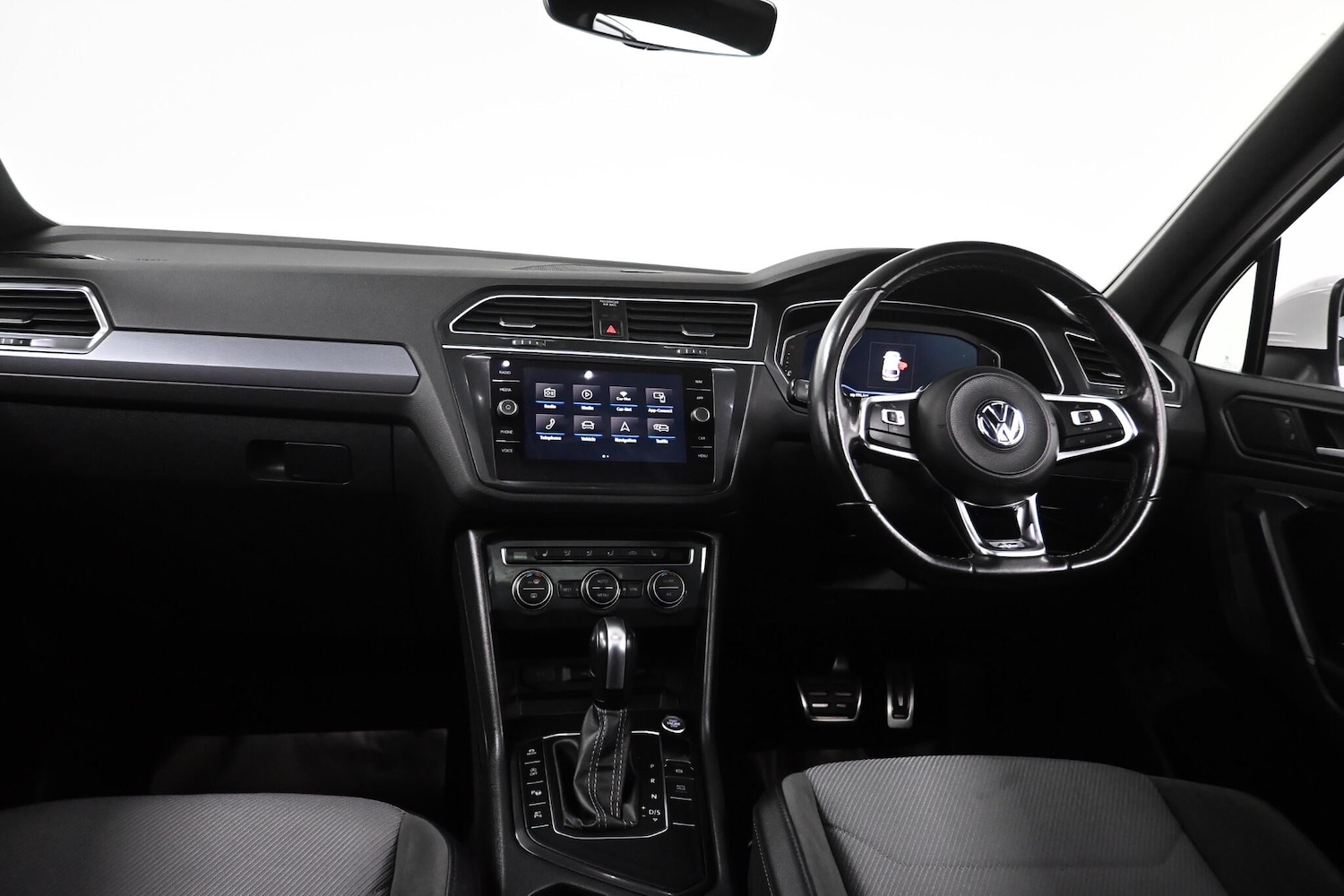 Used Volkswagen Tiguan 2020 for sale - 77253887: Photo 23