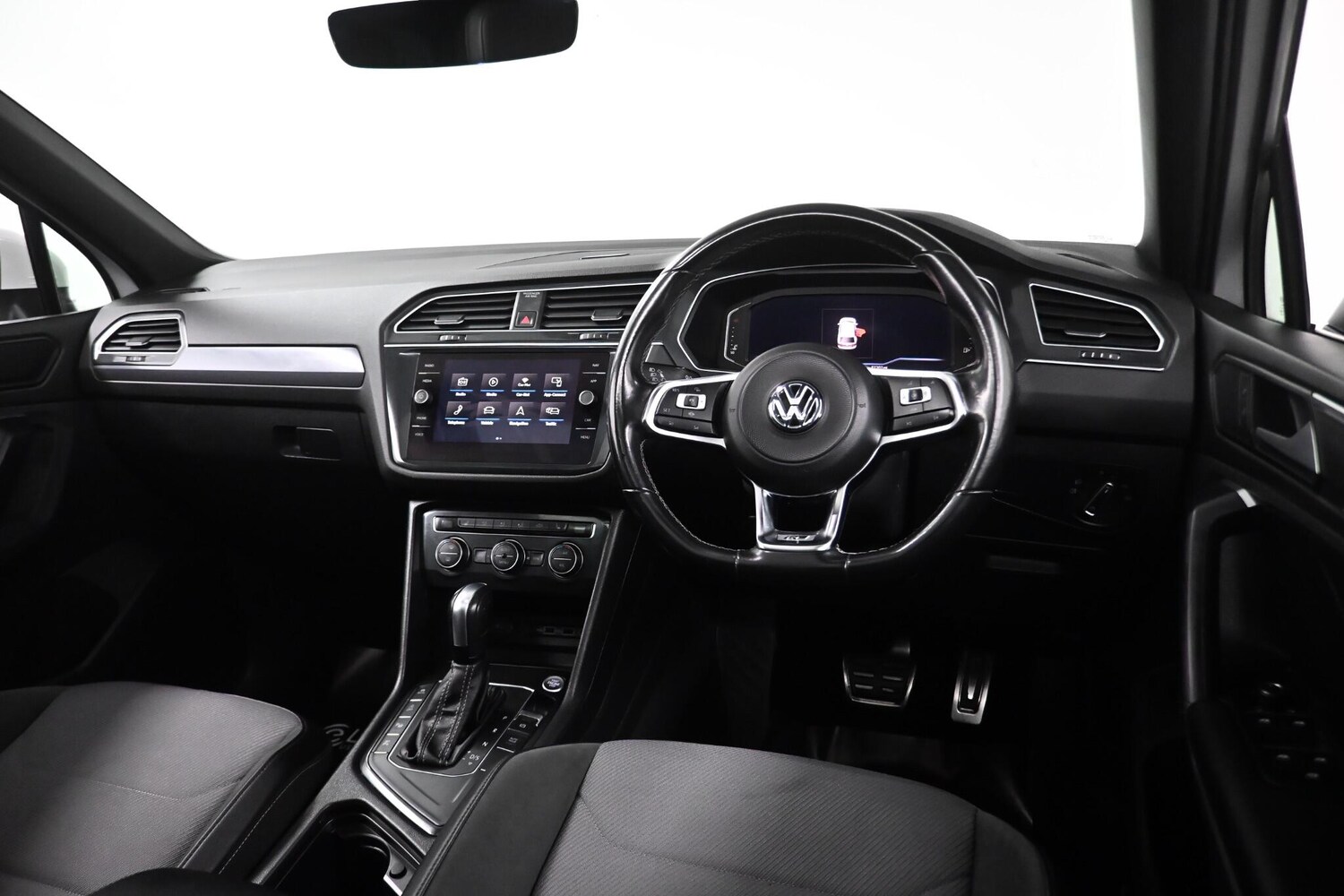 Used Volkswagen Tiguan 2020 for sale - 77253887: Photo 24