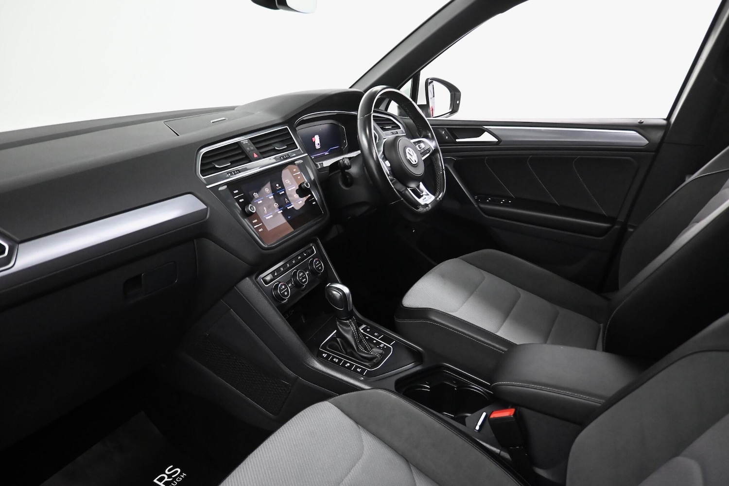 Used Volkswagen Tiguan 2020 for sale - 77253887: Photo 25