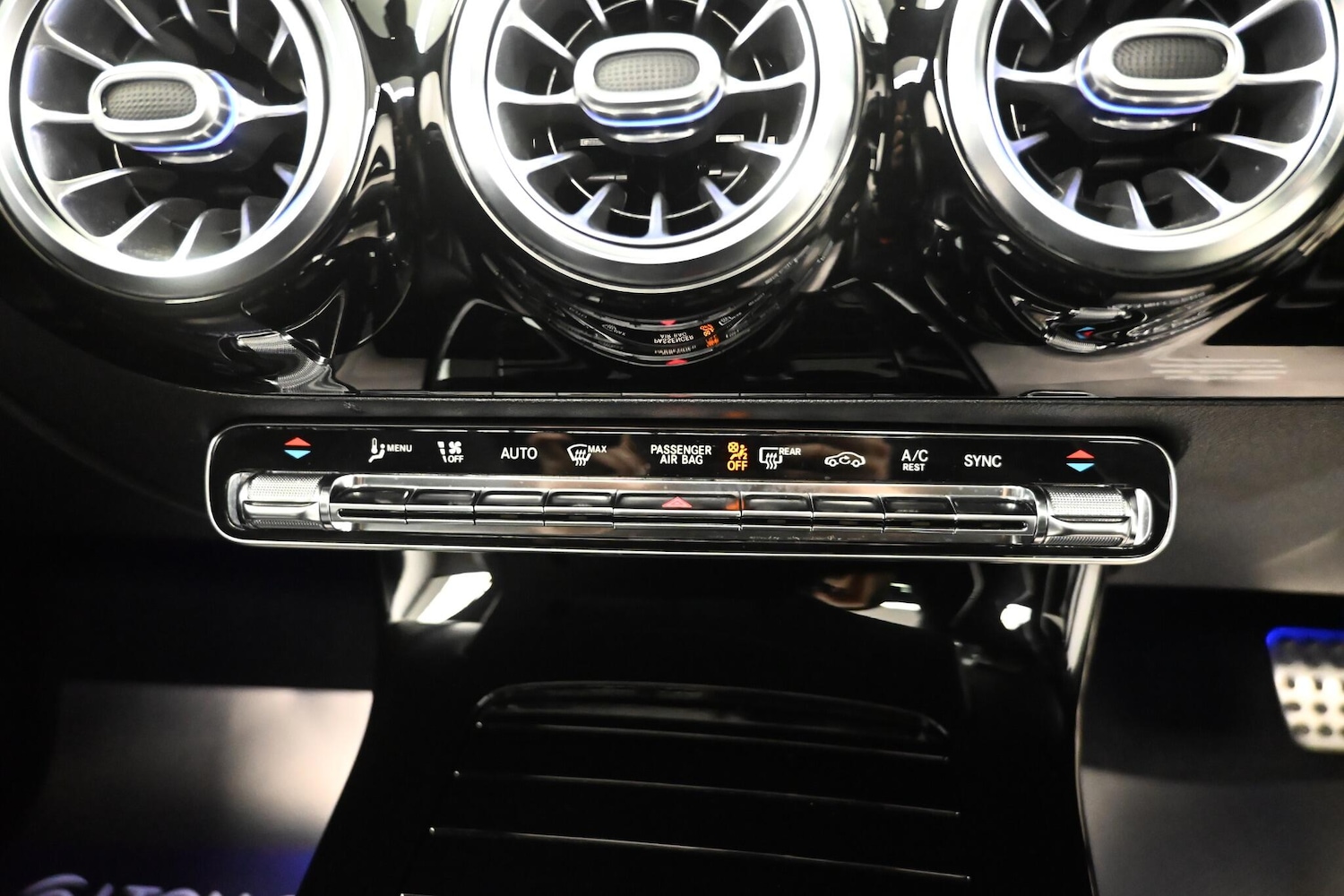 Used Mercedes-Benz CLA 2020 for sale - 76398249: Photo 17