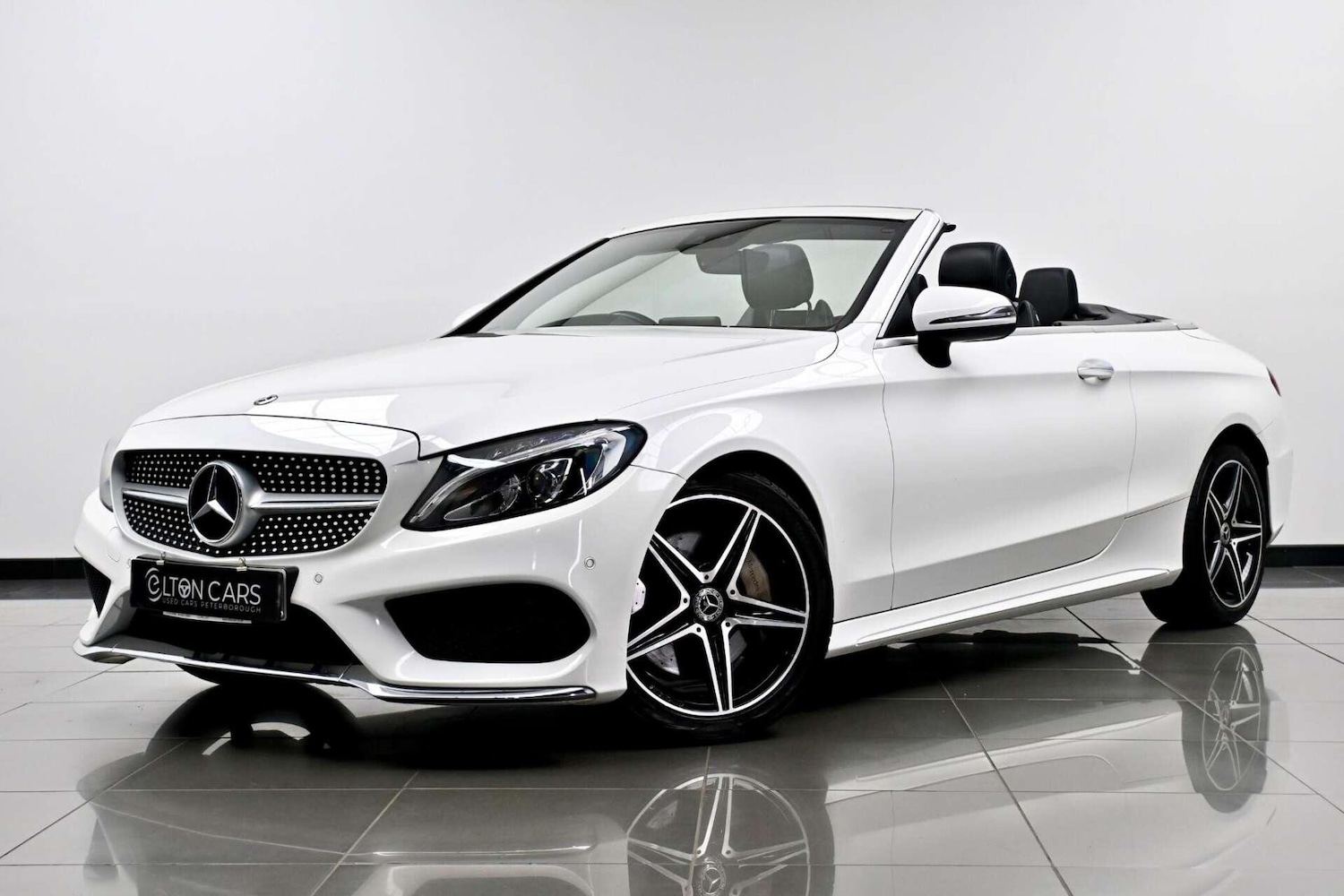 Used Mercedes-Benz C Class 2018 for sale - 77774440: Photo 2