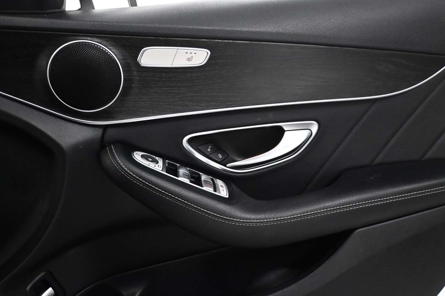 Used Mercedes-Benz C Class 2019 for sale - 77729070: Photo 28