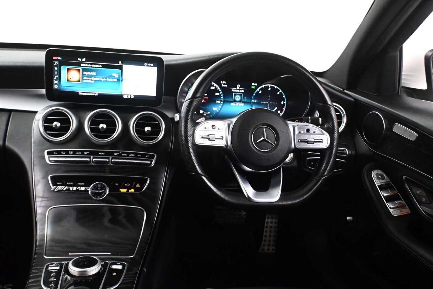 Used Mercedes-Benz C Class 2019 for sale - 77729070: Photo 32