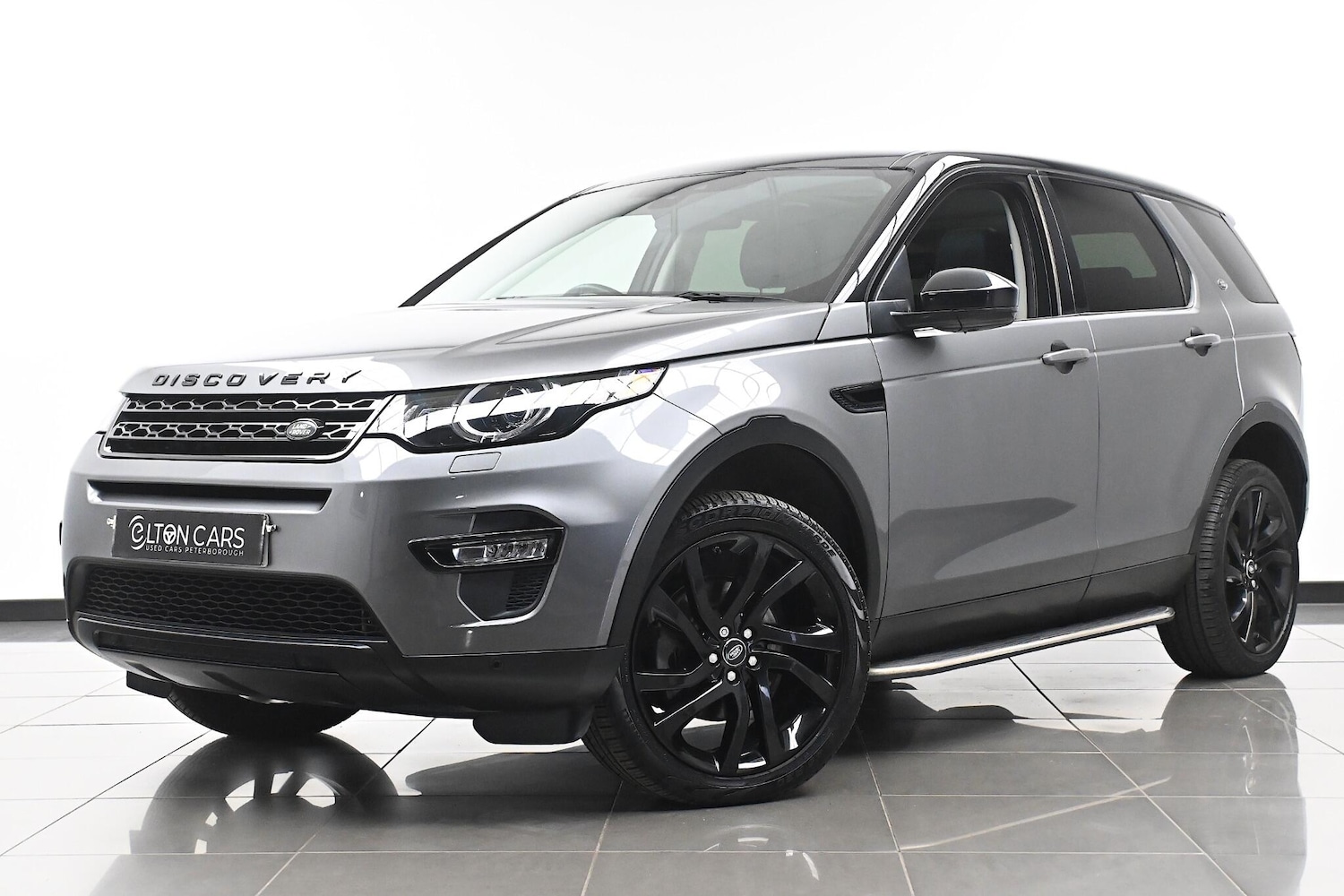Used Land Rover Discovery Sport 2016 for sale - 76538864: Photo 2