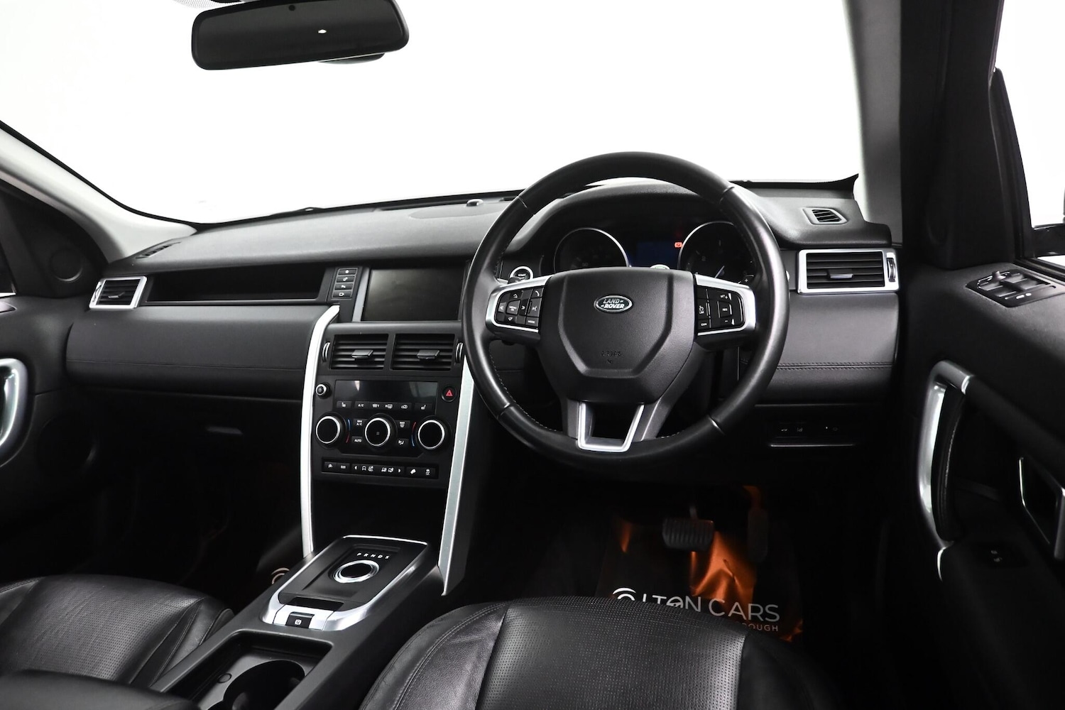 Used Land Rover Discovery Sport 2016 for sale - 76538864: Photo 25