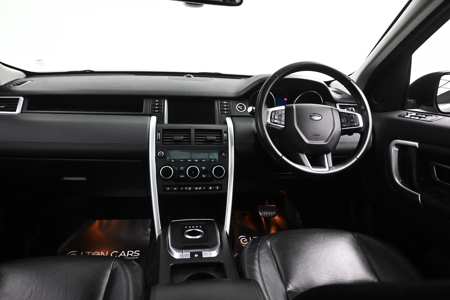 Used Land Rover Discovery Sport 2016 for sale - 76538864: Photo 26