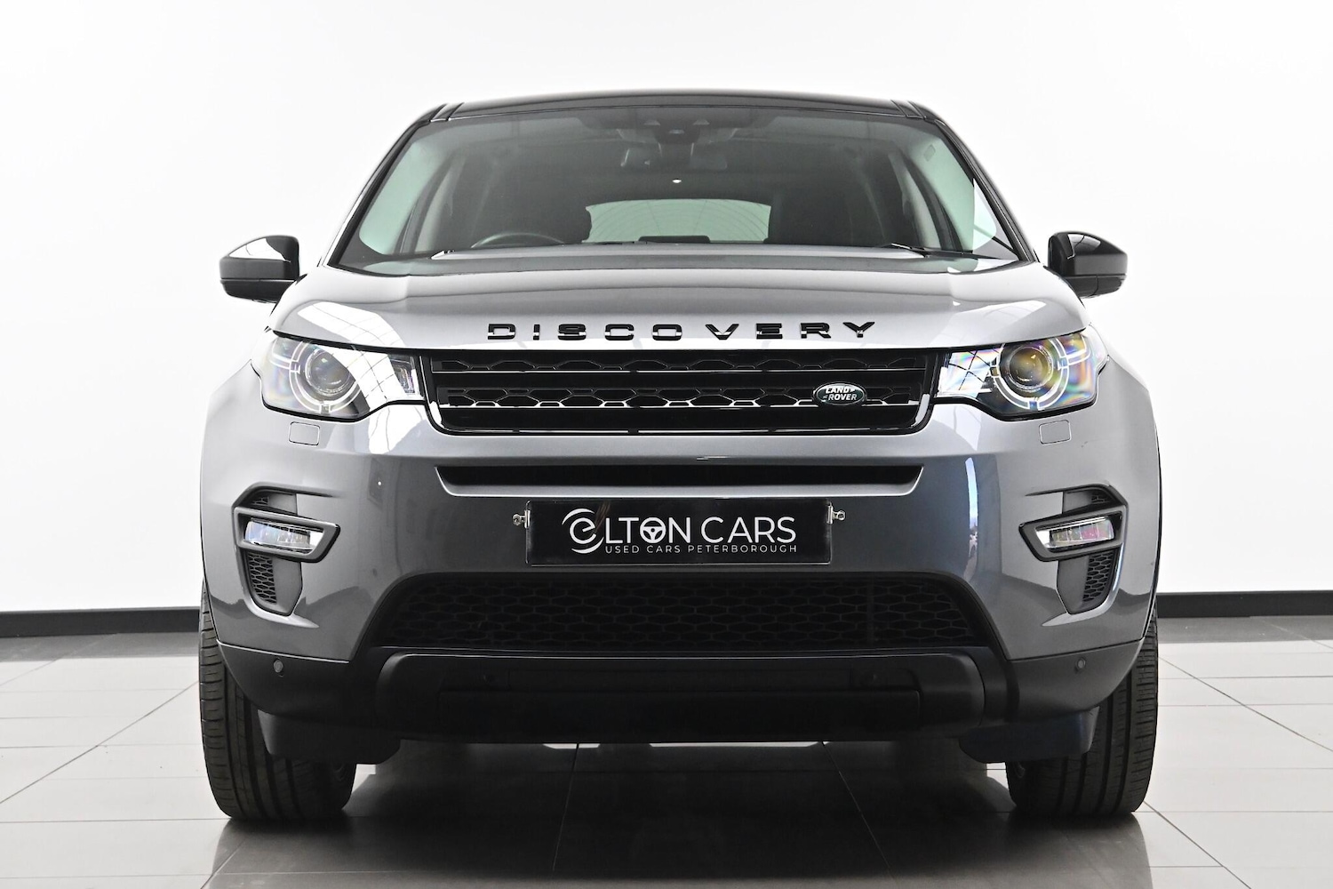 Used Land Rover Discovery Sport 2016 for sale - 76538864: Photo 3
