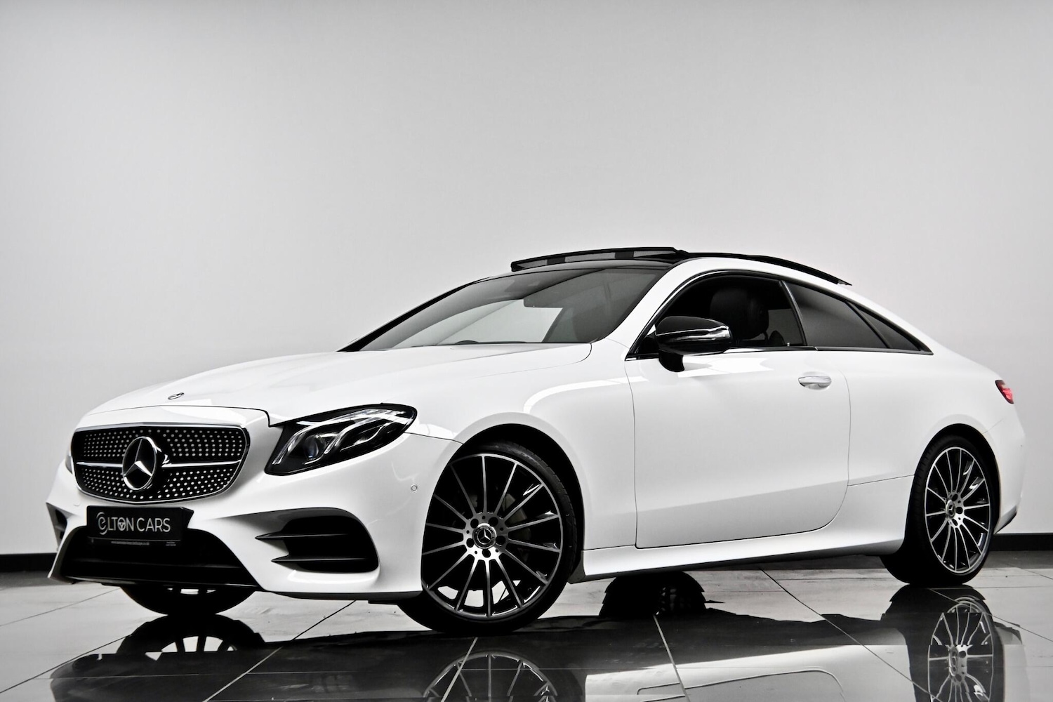 Used Mercedes-Benz E Class 2018 for sale - 77524255: Photo 2