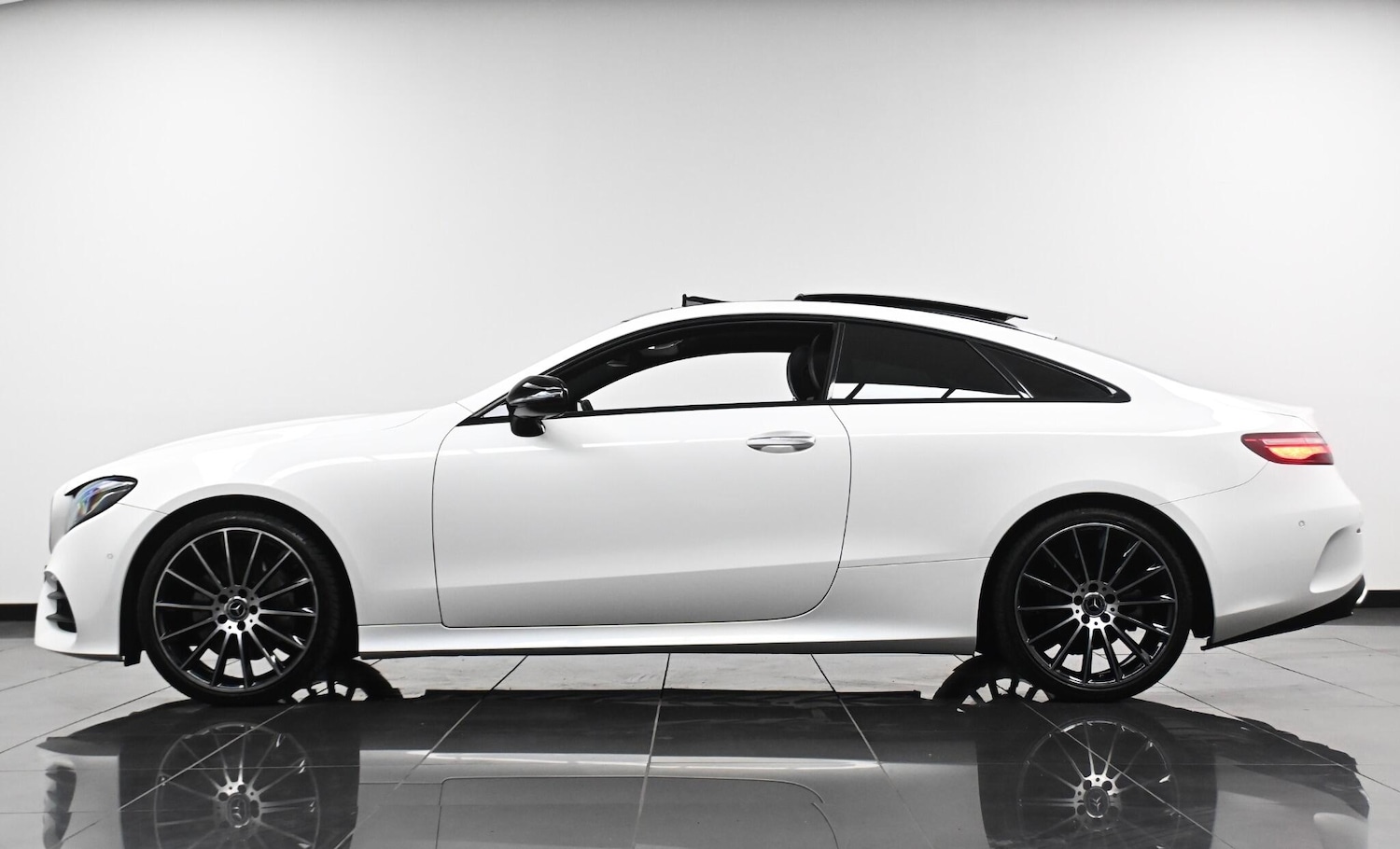 Used Mercedes-Benz E Class 2018 for sale - 77524255: Photo 5