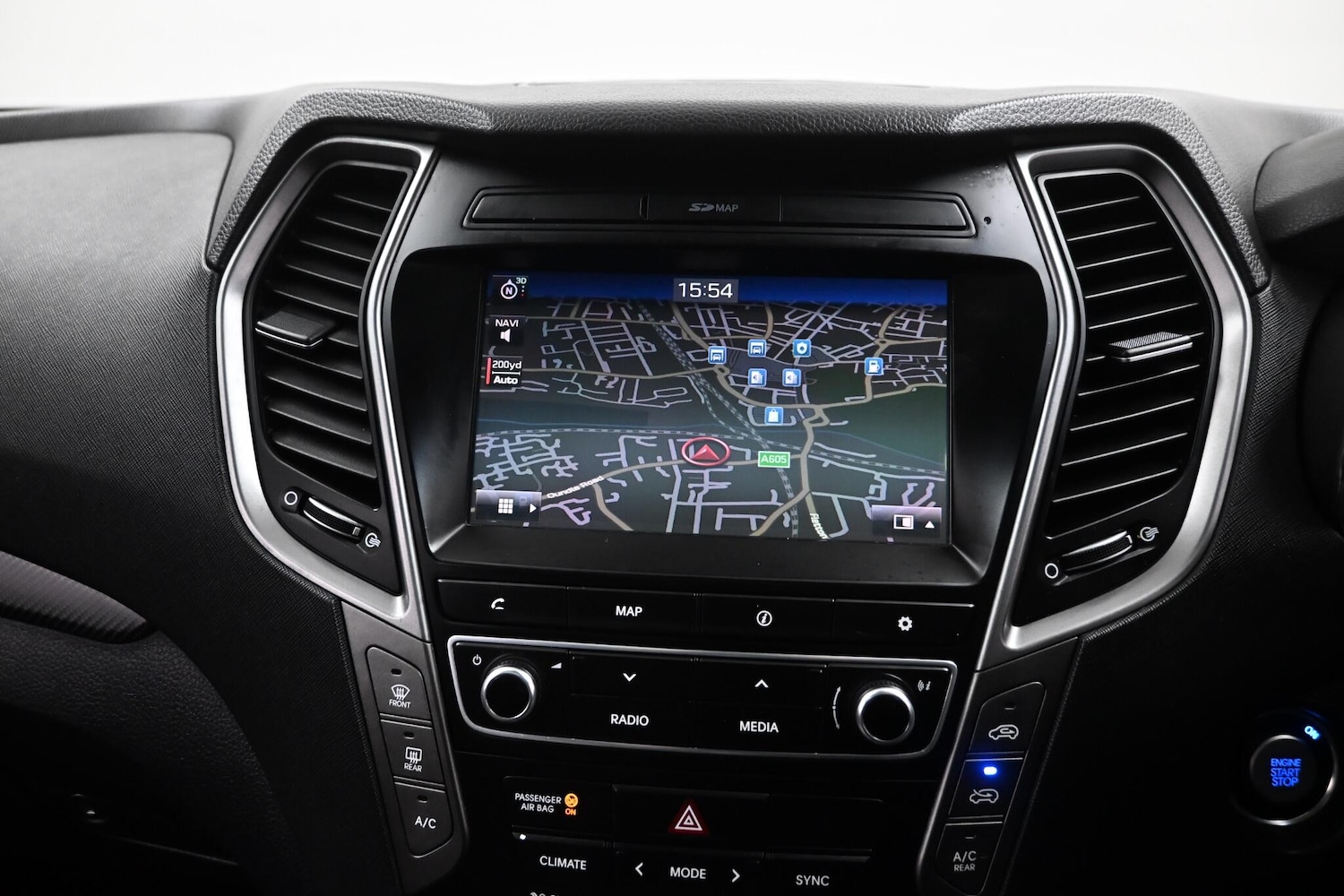 Used Hyundai Santa Fe 2016 for sale - 76561437: Photo 24