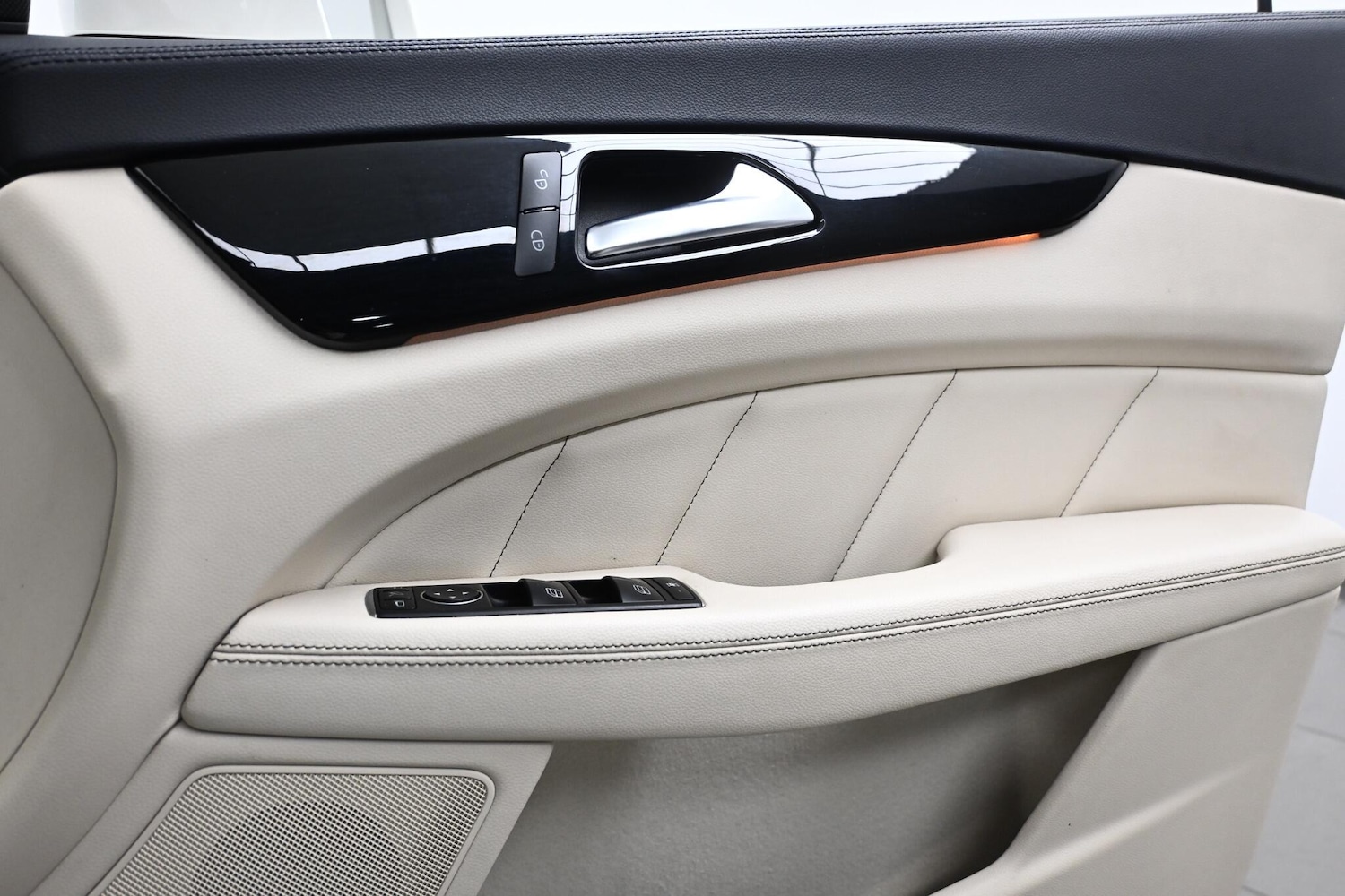 Used Mercedes-Benz CLS 2014 for sale - 76592080: Photo 14