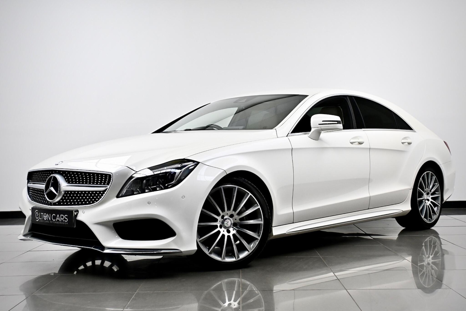 Used Mercedes-Benz CLS 2014 for sale - 76592080: Photo 2