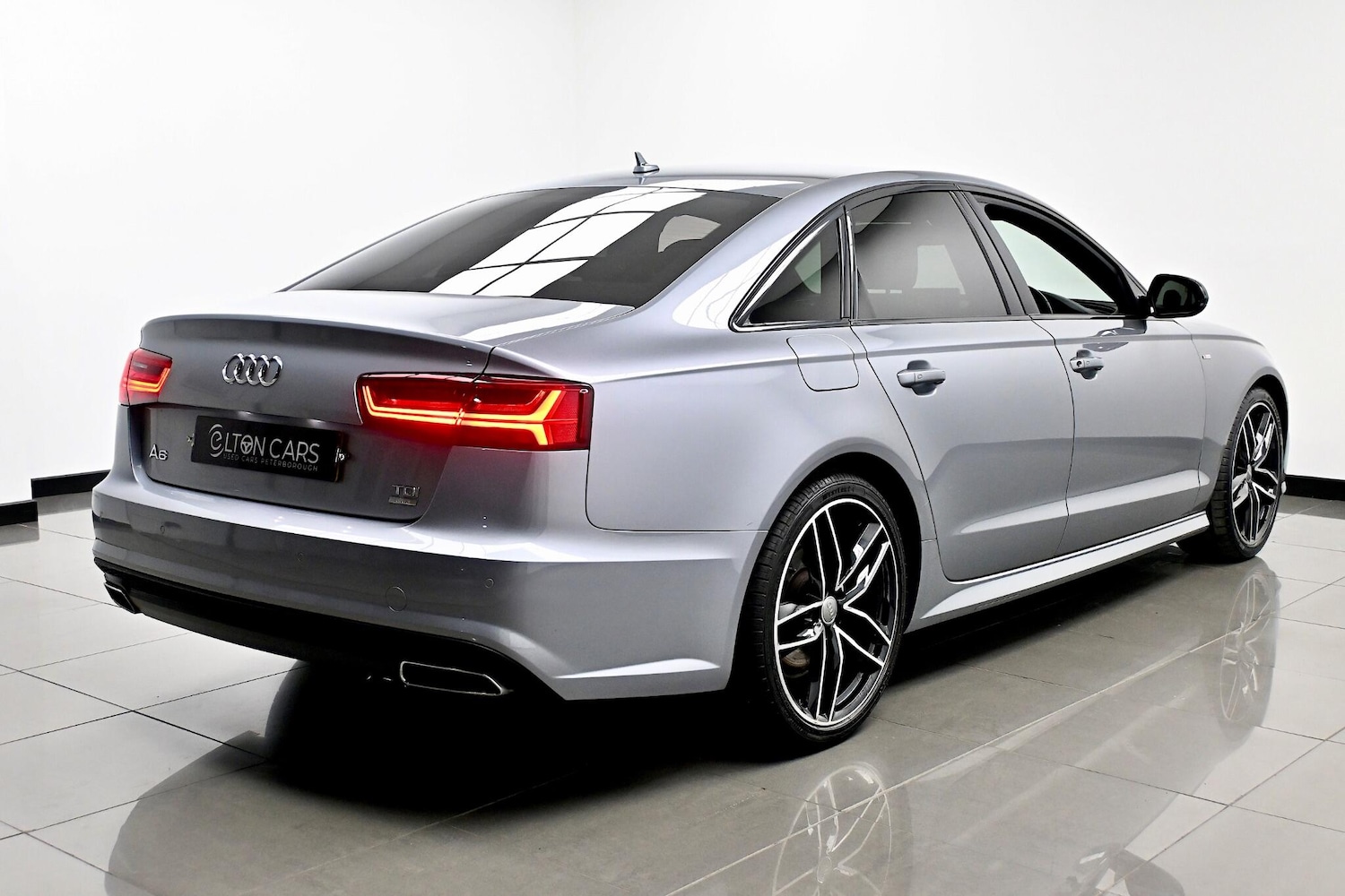 Used Audi A6 Saloon 2017 for sale - 76422624: Photo 12