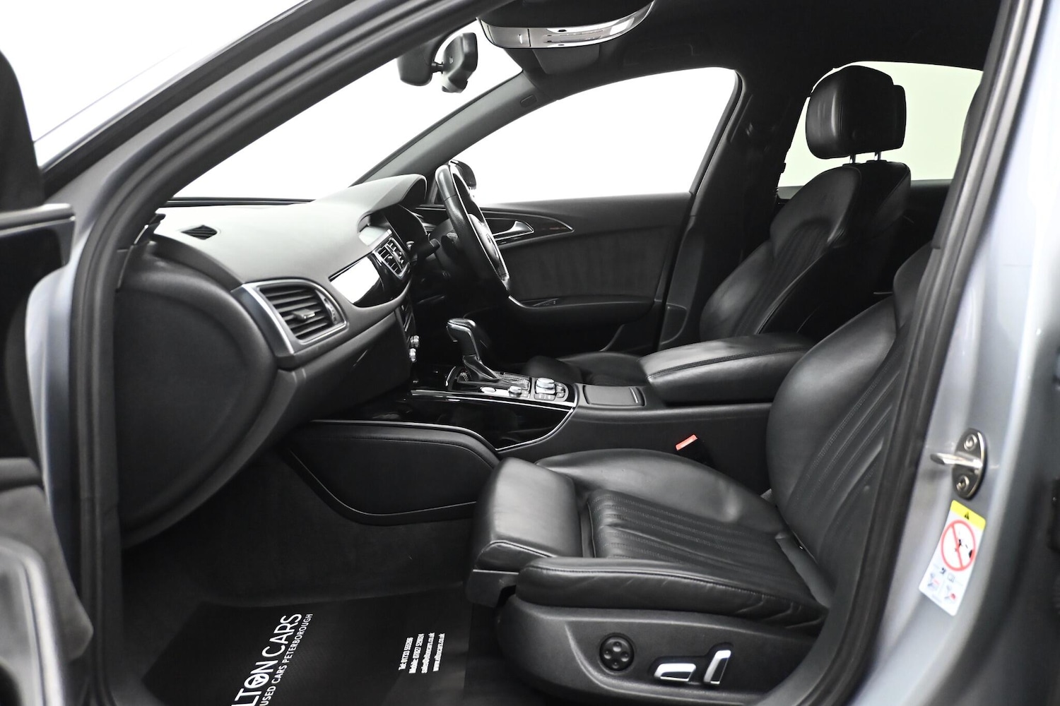 Used Audi A6 Saloon 2017 for sale - 76422624: Photo 31