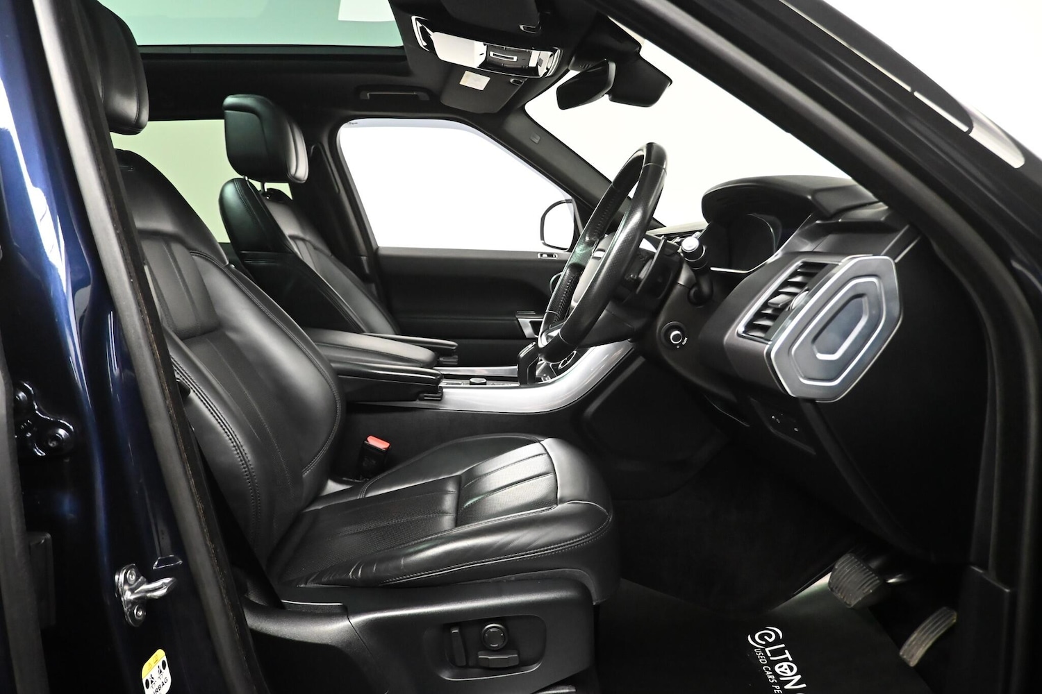 Used Land Rover Range Rover Sport 2019 for sale - 77330568: Photo 14