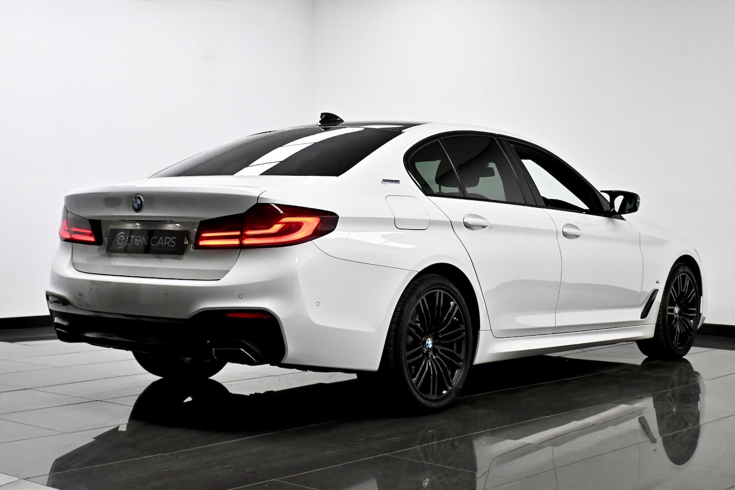 Used BMW 5 Series for sale - 77215580: Photo 9